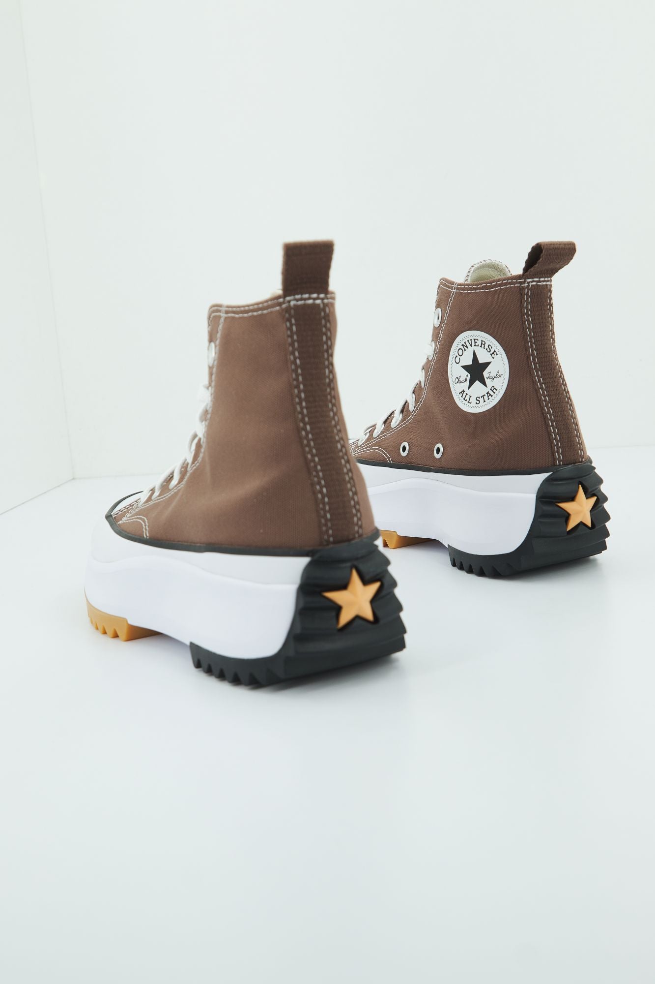 CONVERSE RUN STAR HIKE HI en color MARRON (3)
