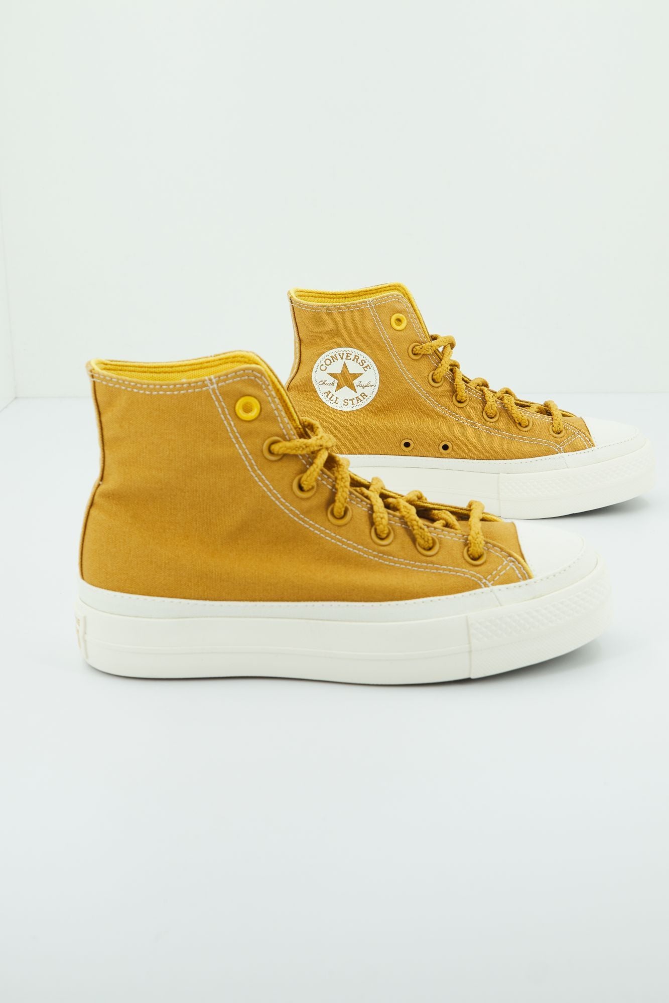 CONVERSE CHUCK TAYLOR ALL STAR LIFT HI en color MARRON (2)