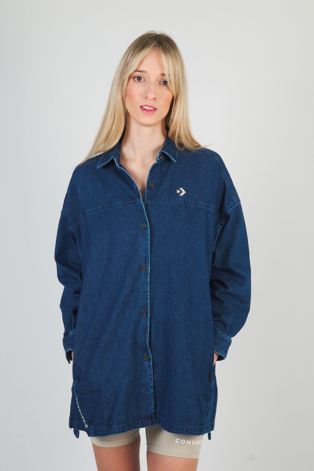 CONVERSE UTILITY WOVEN SHIRT en color AZUL (1)