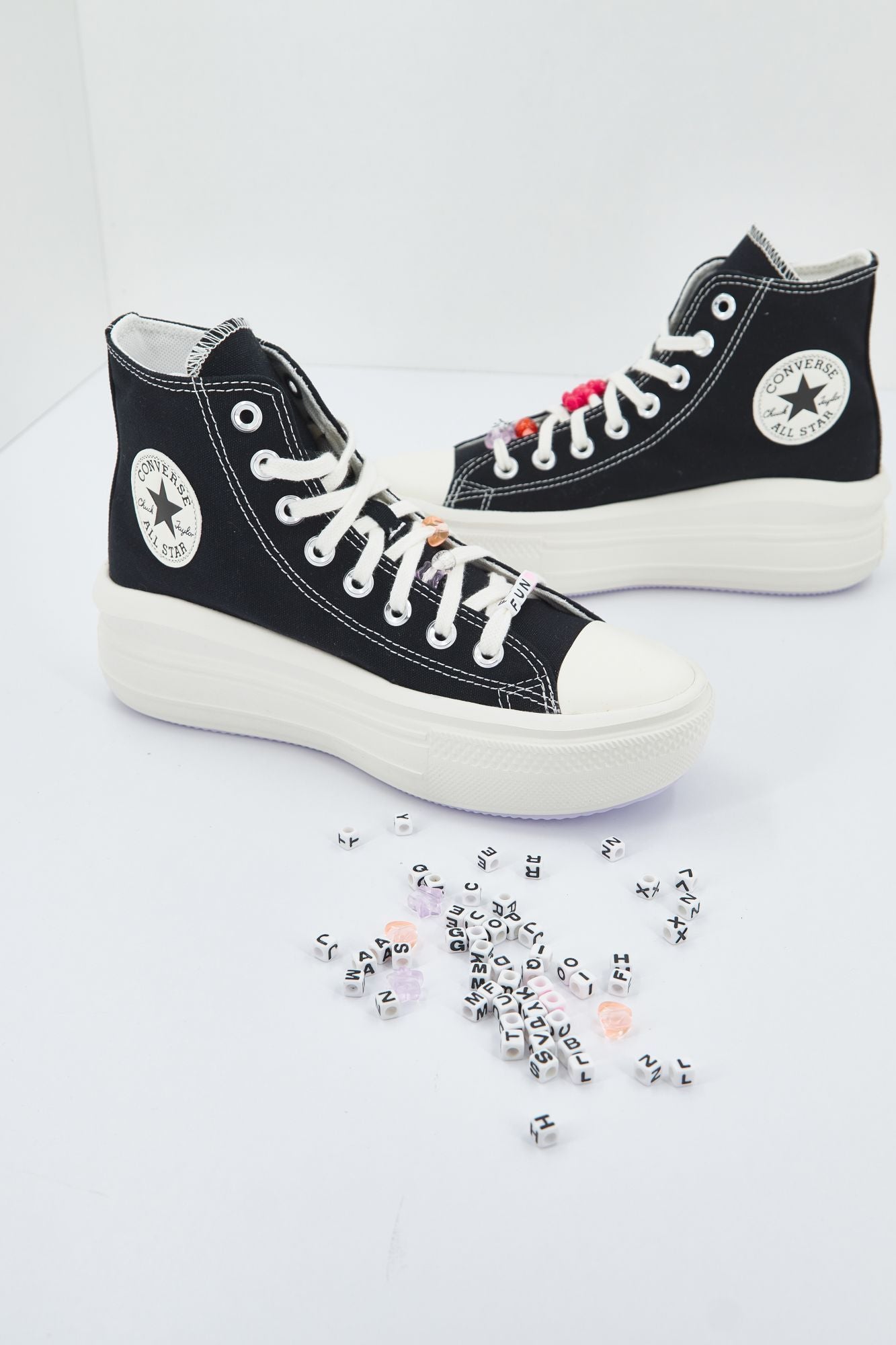 CONVERSE CHUCK TAYLOR ALL STAR MOVE HI en color NEGRO (1)