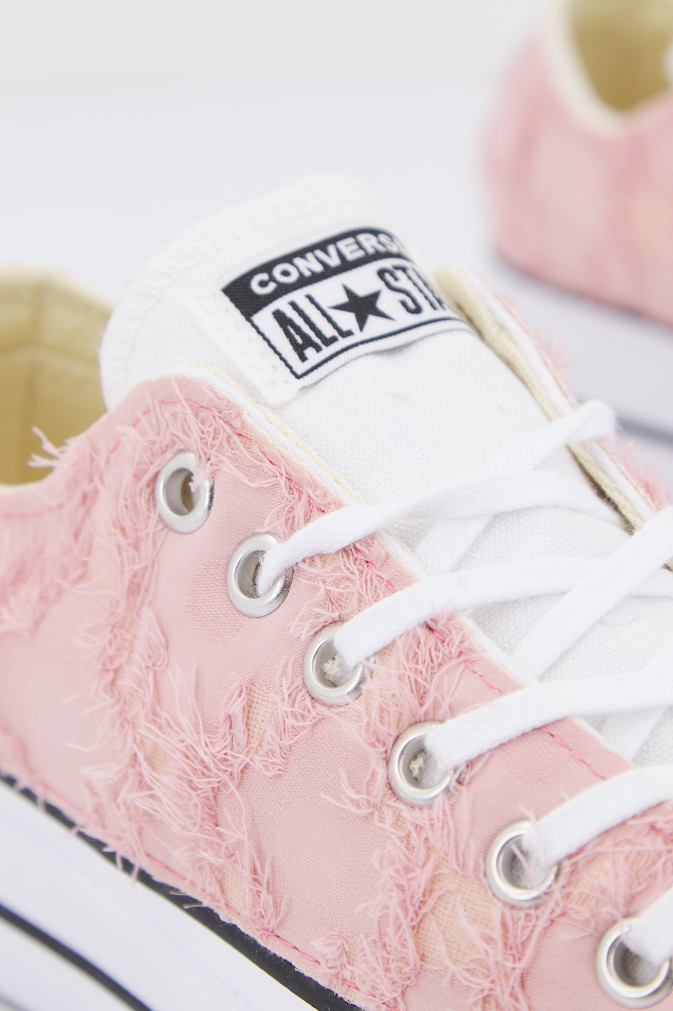 CONVERSE CHUCK TAYLOR ALL STAR LIFT CANVAS LTD en color ROSA (4)