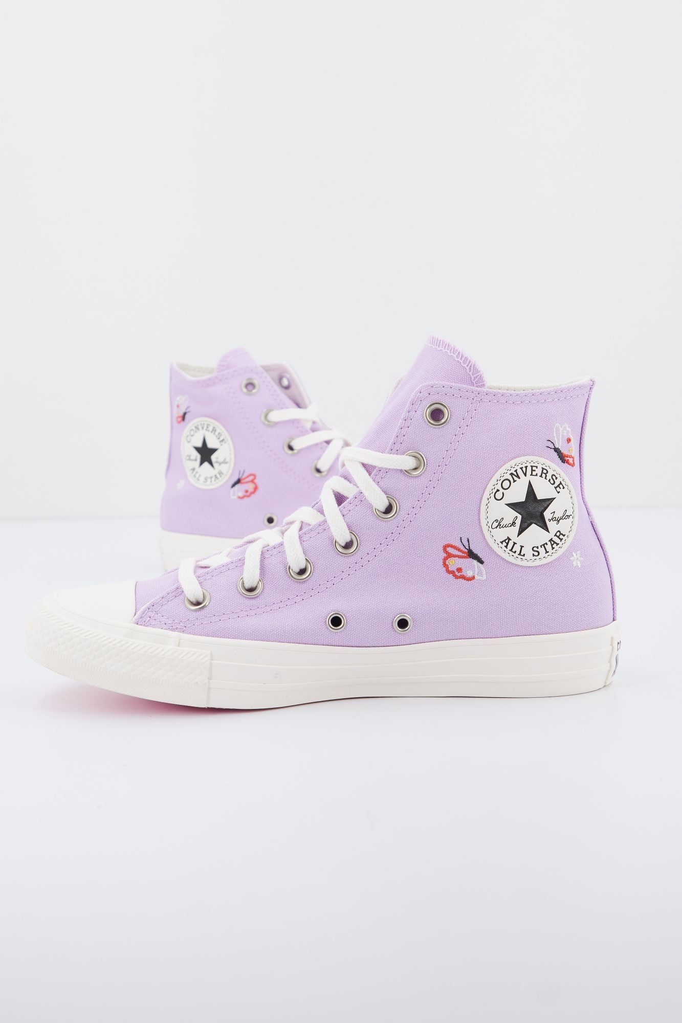 CONVERSE CHUCK TAYLOR ALL STAR HI en color VIOLETA (1)