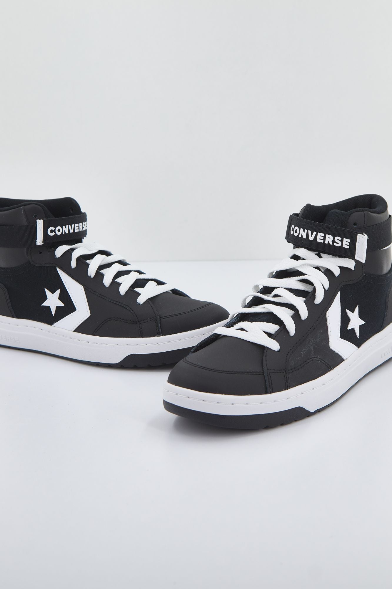 CONVERSE PRO BLAZE CUP en color NEGRO (2)
