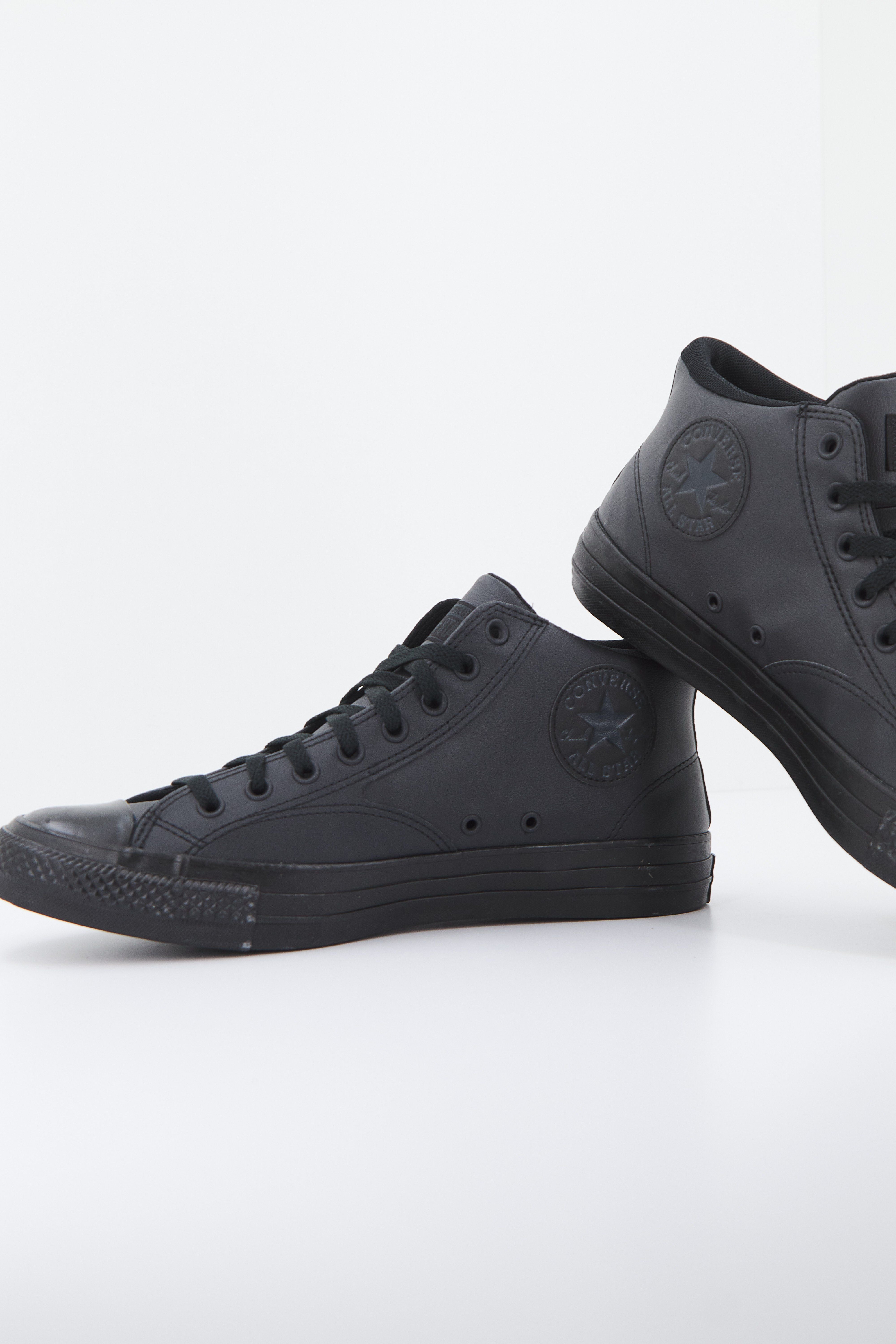 CONVERSE A01715C CHUCK TAYLOR ALL STAR en color NEGRO (6)