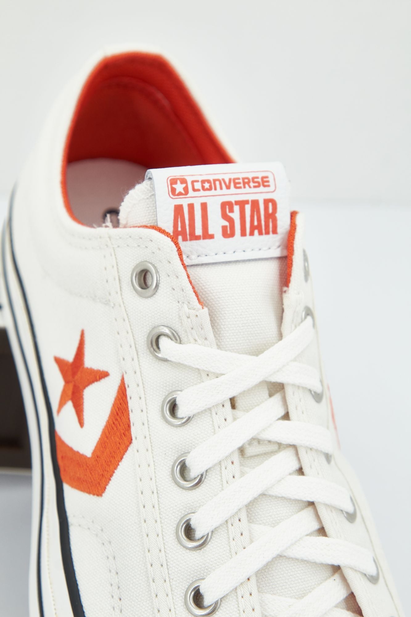 CONVERSE TAR PLAYER 76 OX en color BLANCO (4)