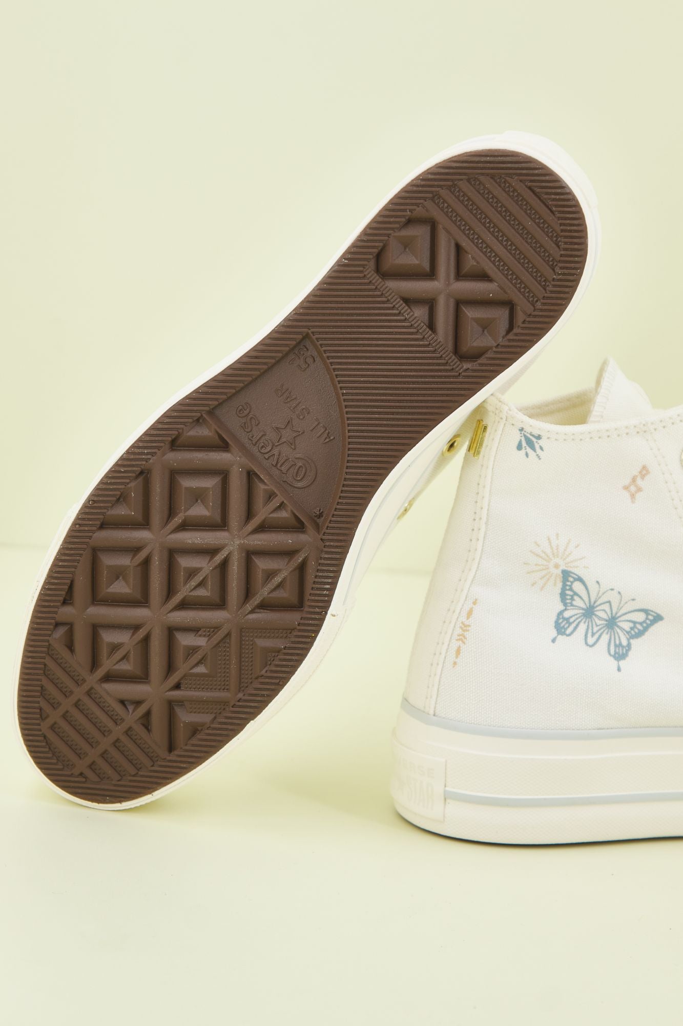 CONVERSE CHUCK TAYLOR ALL STARLIFT HI en color BLANCO (4)