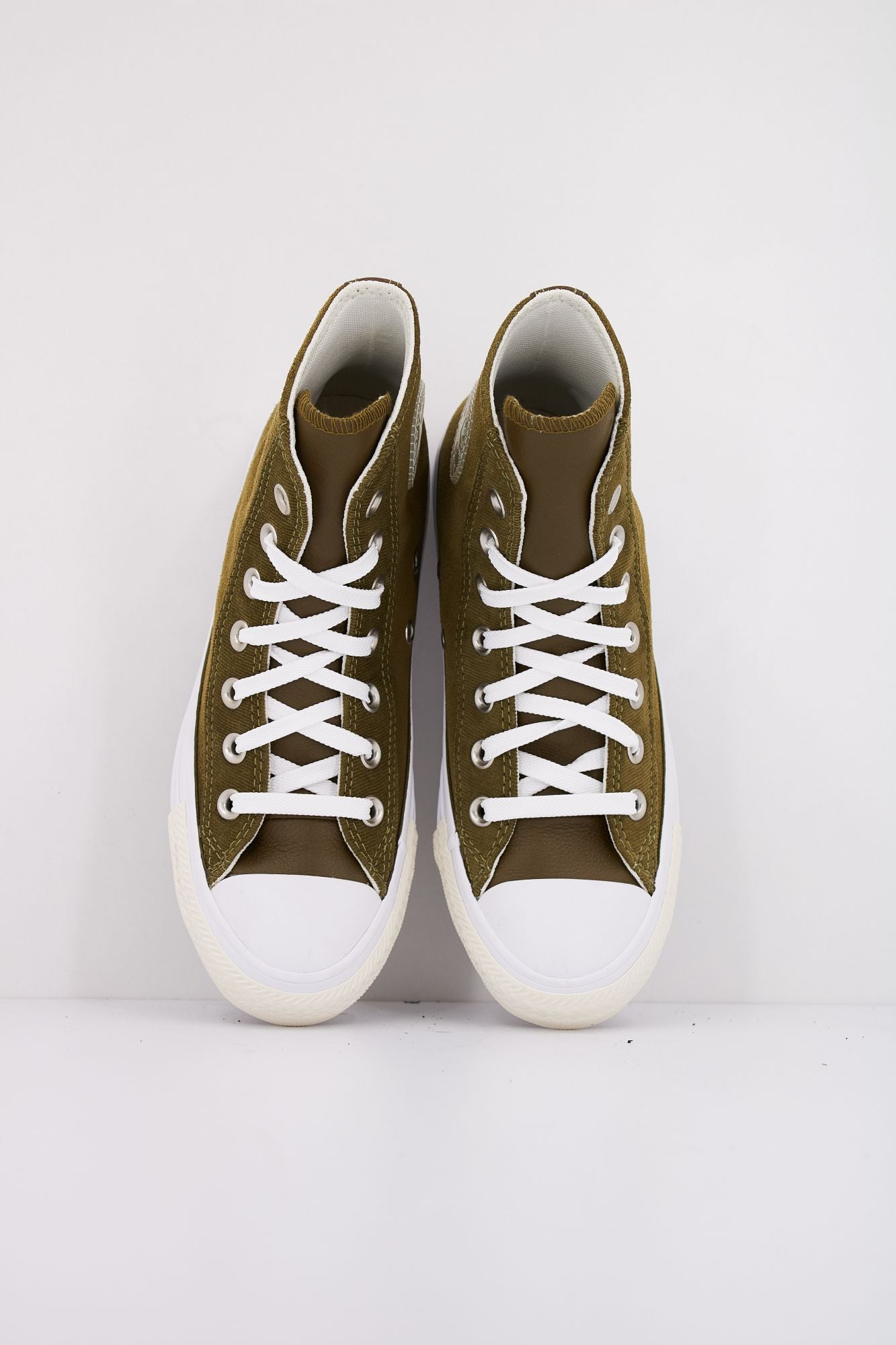 CONVERSE CHUCK TAYLOR ALL STAR HI en color VERDE (3)
