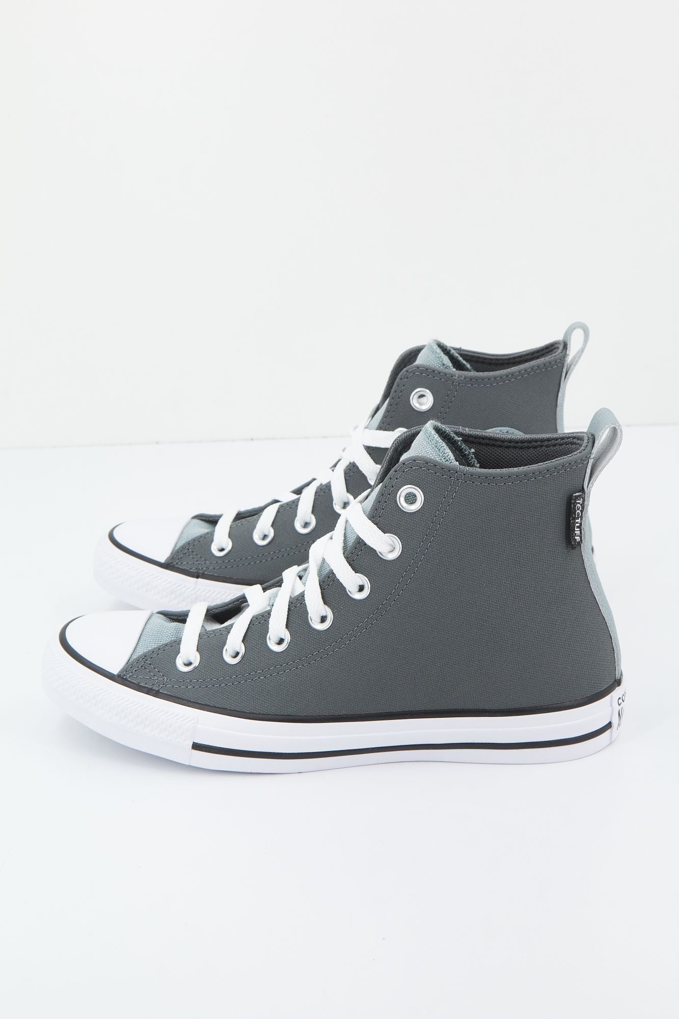 CONVERSE CHUCK TAYLOR ALL HI CYBER en color GRIS (3)