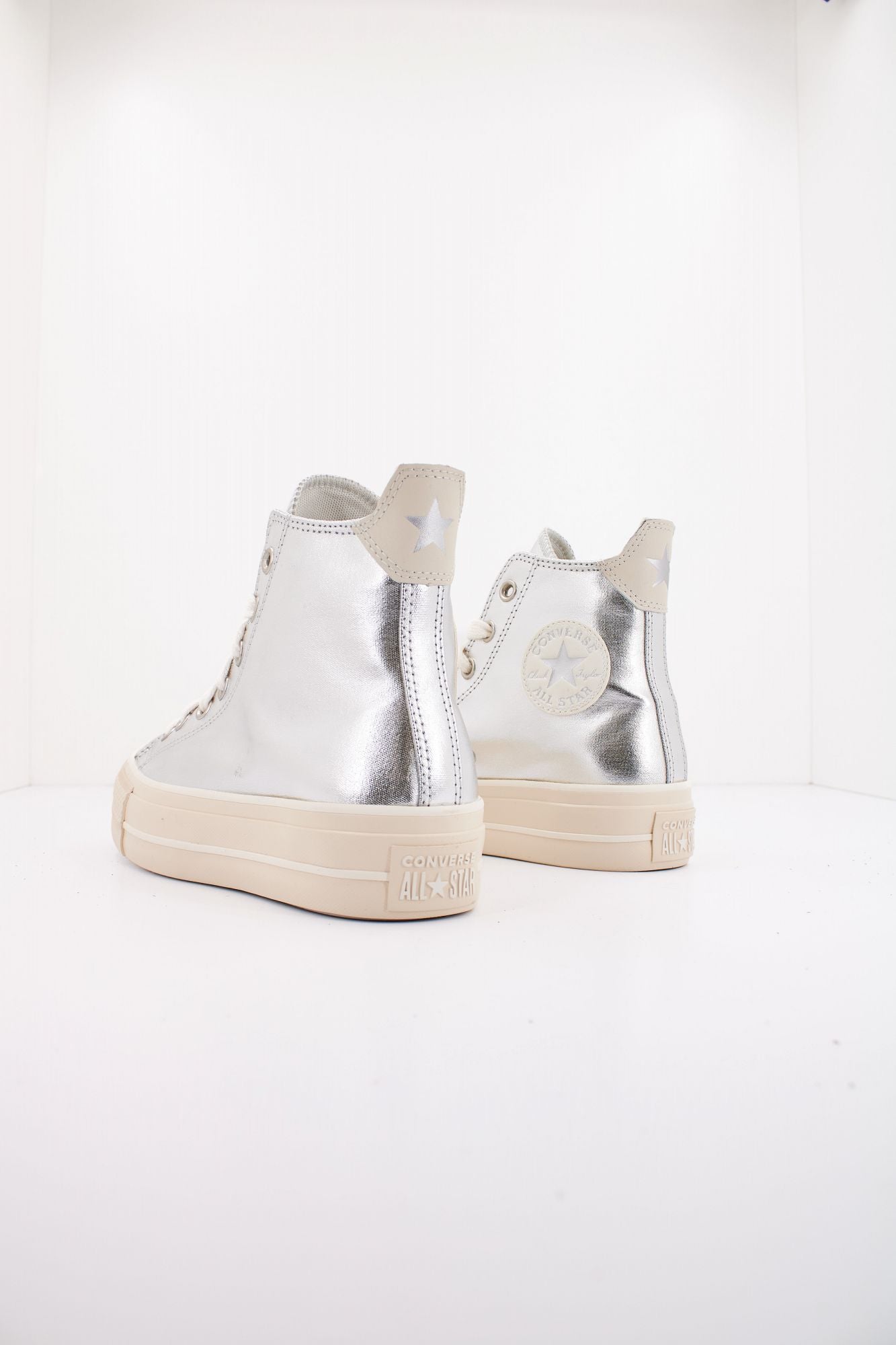 CONVERSE CHUCK TAYLOR ALL STAR LIFT PLATFORM METALLIC en color PLATA (3)