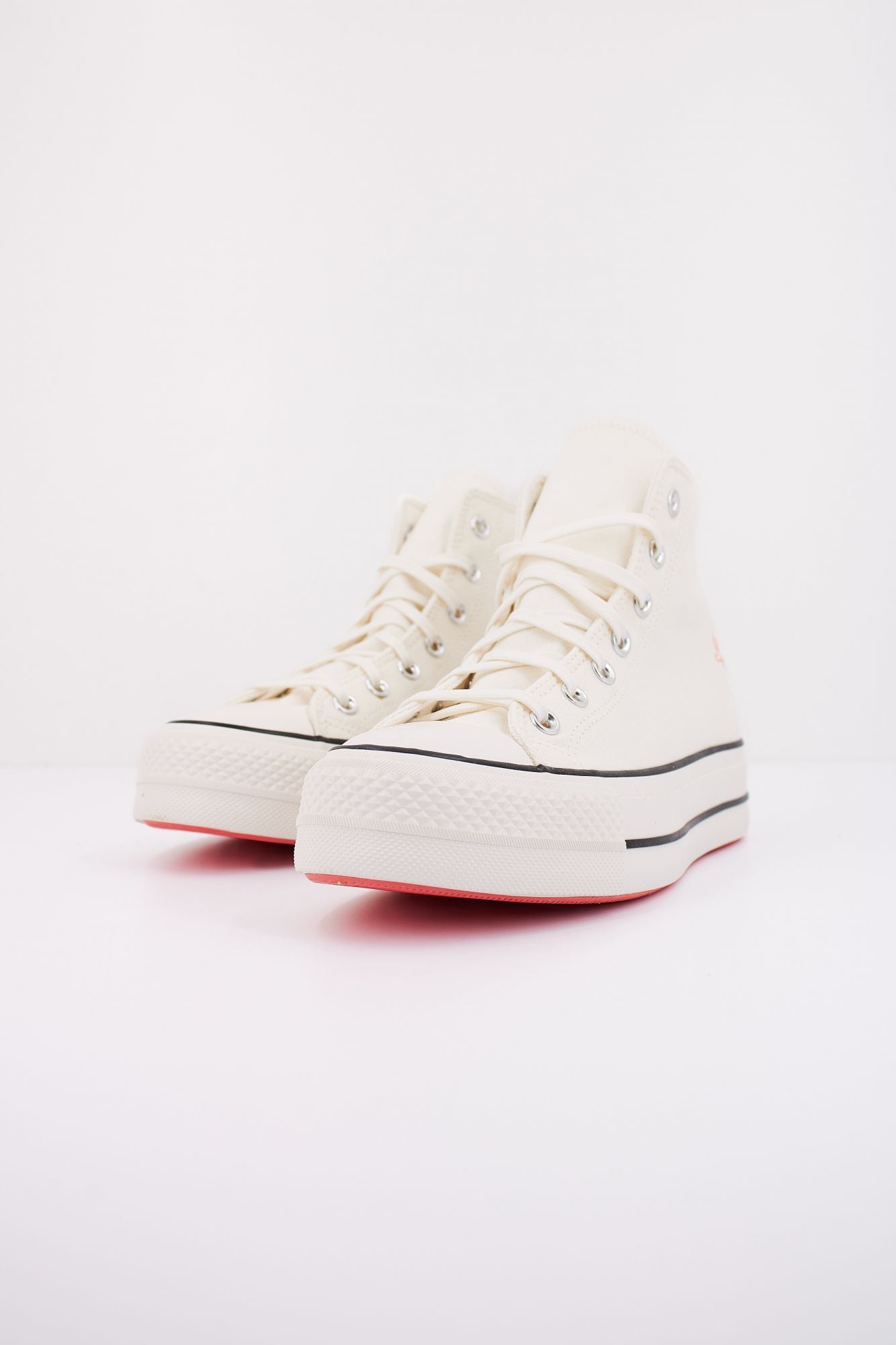 CONVERSE  CHUCK TAYLOR ALL STAR LIFT PLATFORM LITTLE FLOWERS en color BLANCO (2)