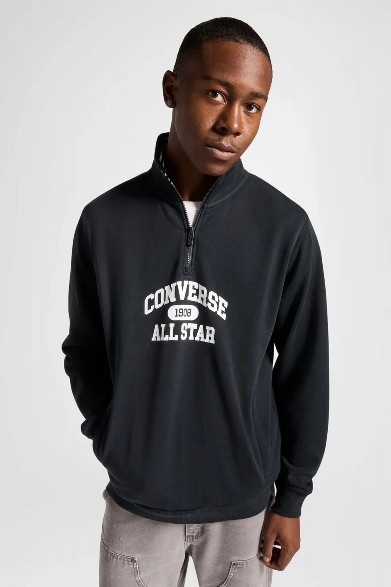 CONVERSE RETRO QUARTER ZIP en color NEGRO (1)