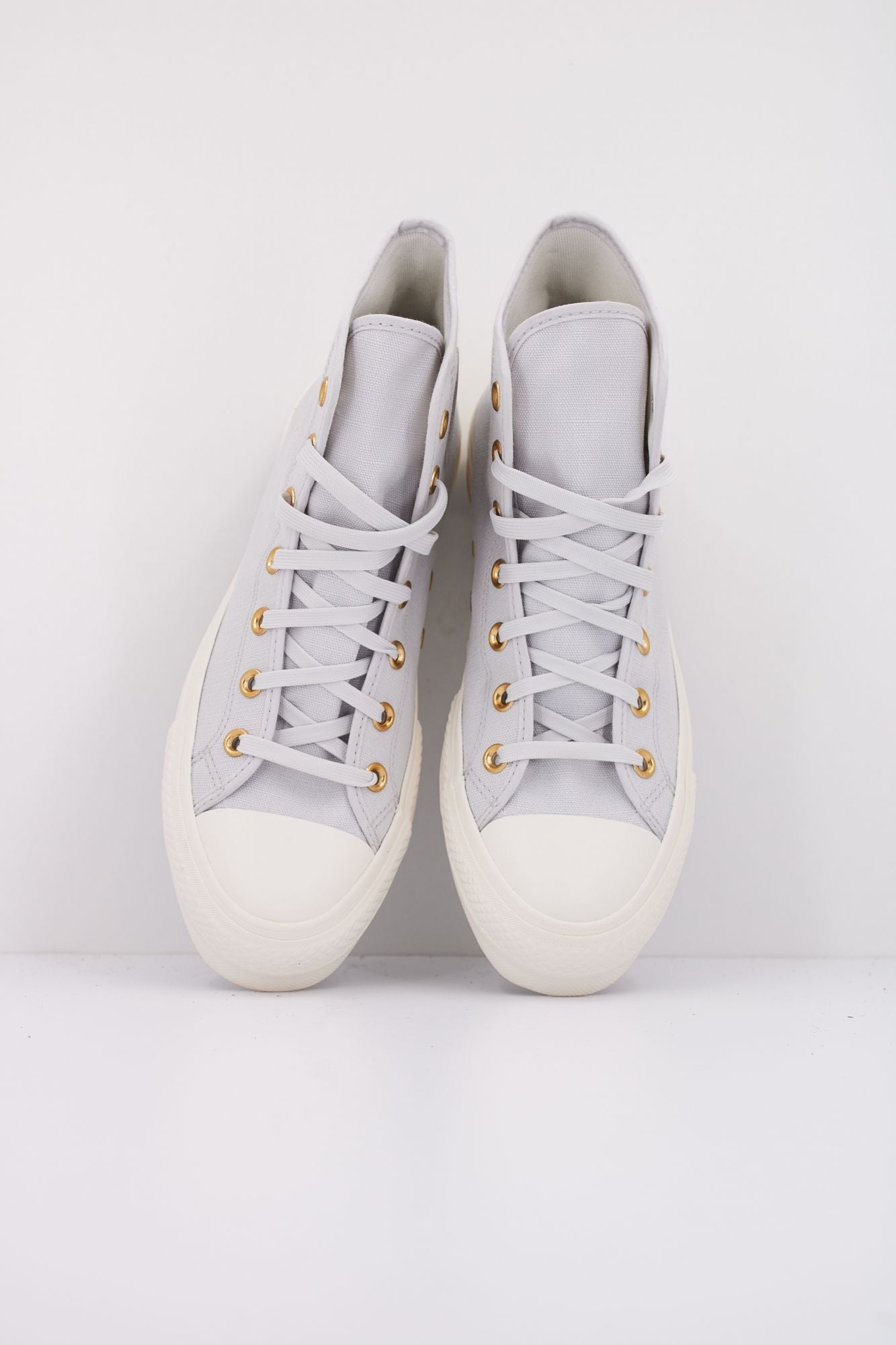 CONVERSE CTAS LIFT HI BARELY en color GRIS (3)