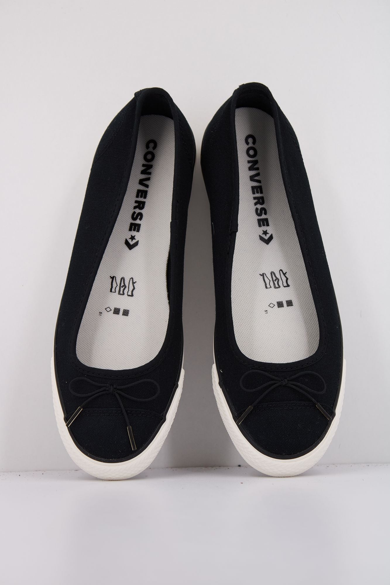 CONVERSE CHUCK TAYLOR  ALL STAR  DAINTY BALLERINA en color NEGRO (3)