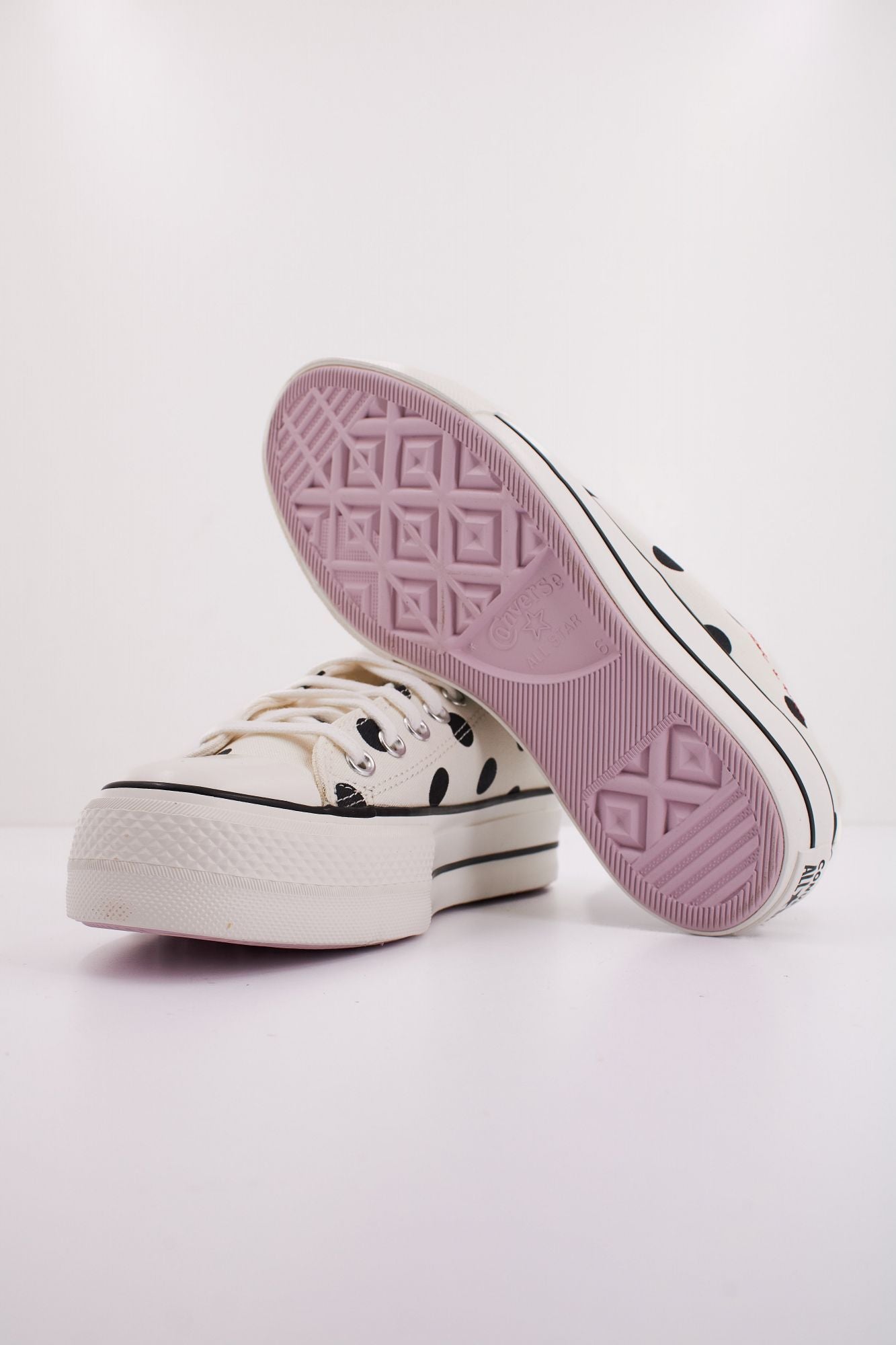 CONVERSE CHUCK TAYLOR ALL STAR LIFT en color BLANCO (5)