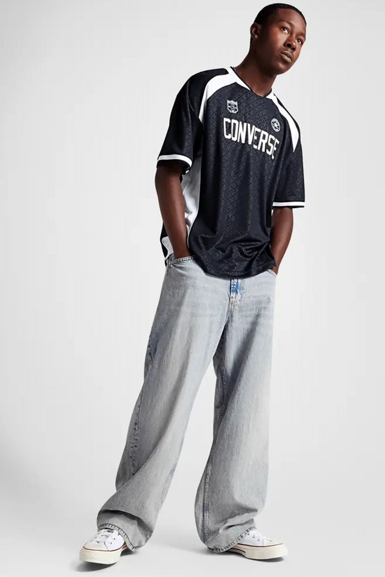 CONVERSE SOCCER JERSEY en color NEGRO (3)