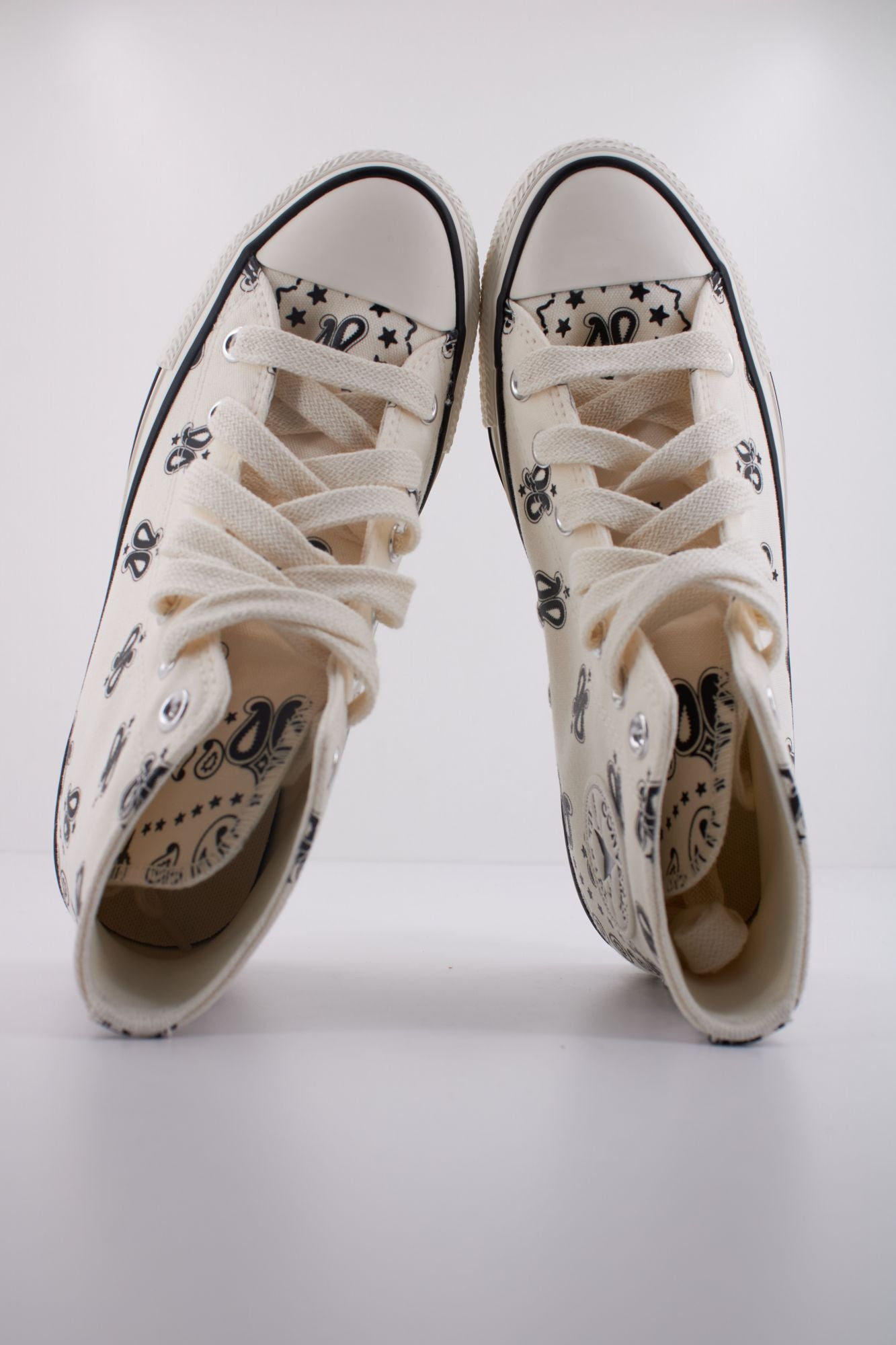 CONVERSE CHUCK TAYLOR ALL STAR PAISLEY en color BLANCO (3)