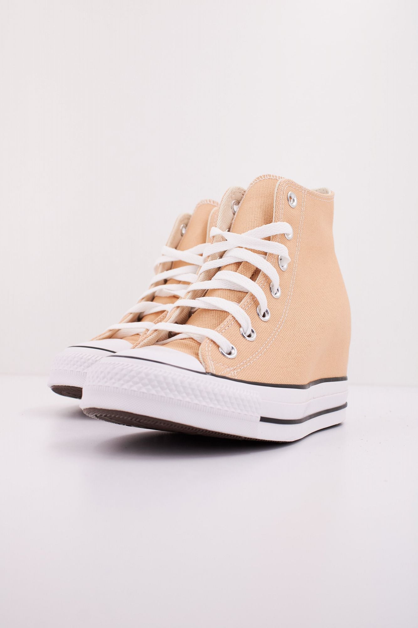 CONVERSE CHUCK TAYLOR ALL STAR WEDGE en color NARANJA (2)