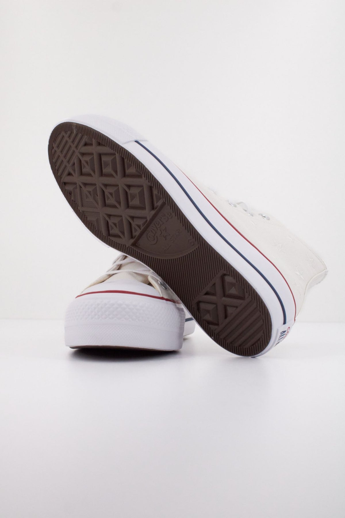 CONVERSE CHUCK TAYLOR ALL STAR LIFT A15538C en color BLANCO (5)