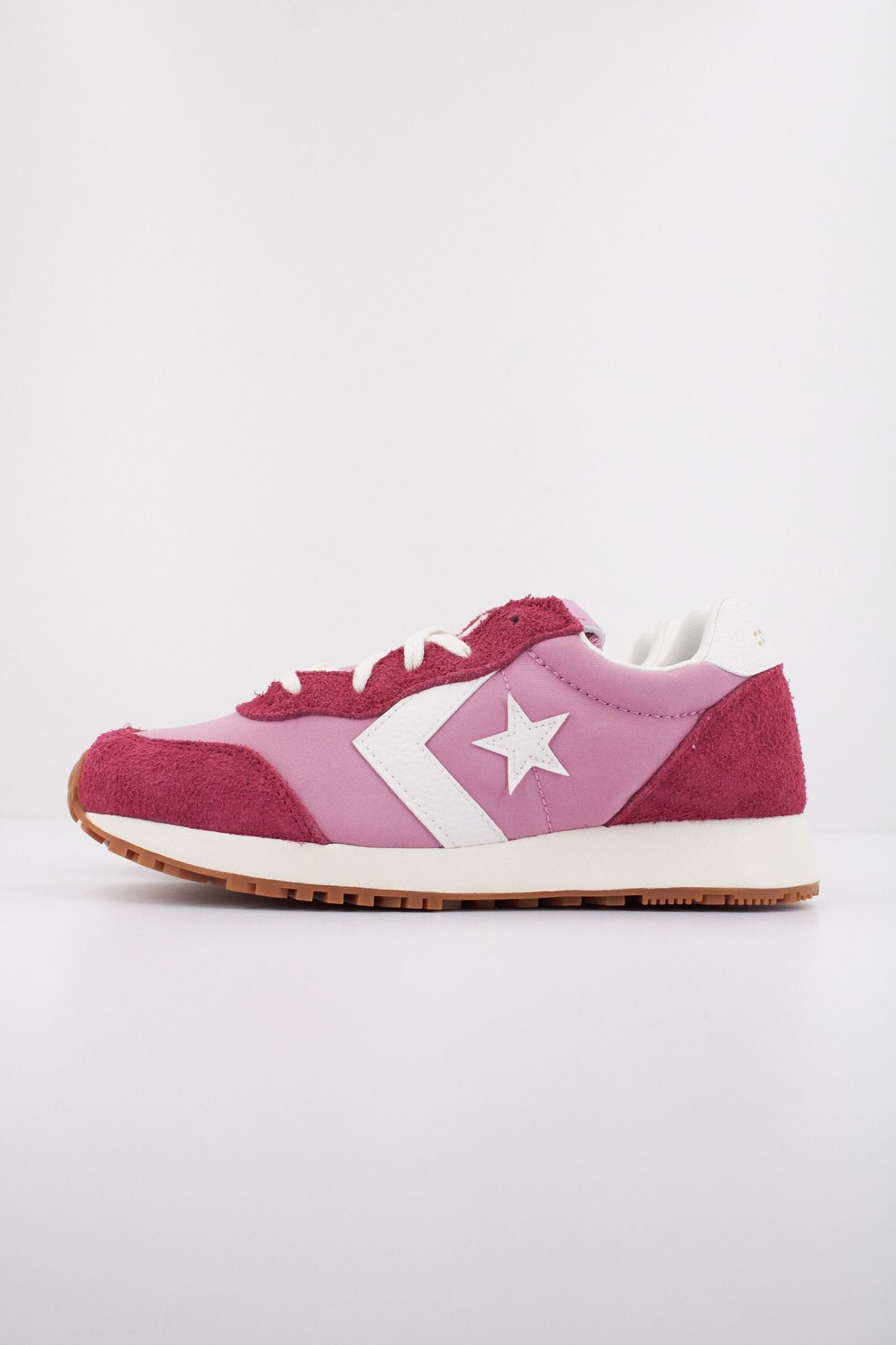 CONVERSE OMEGA TRAINER en color ROSA (1)