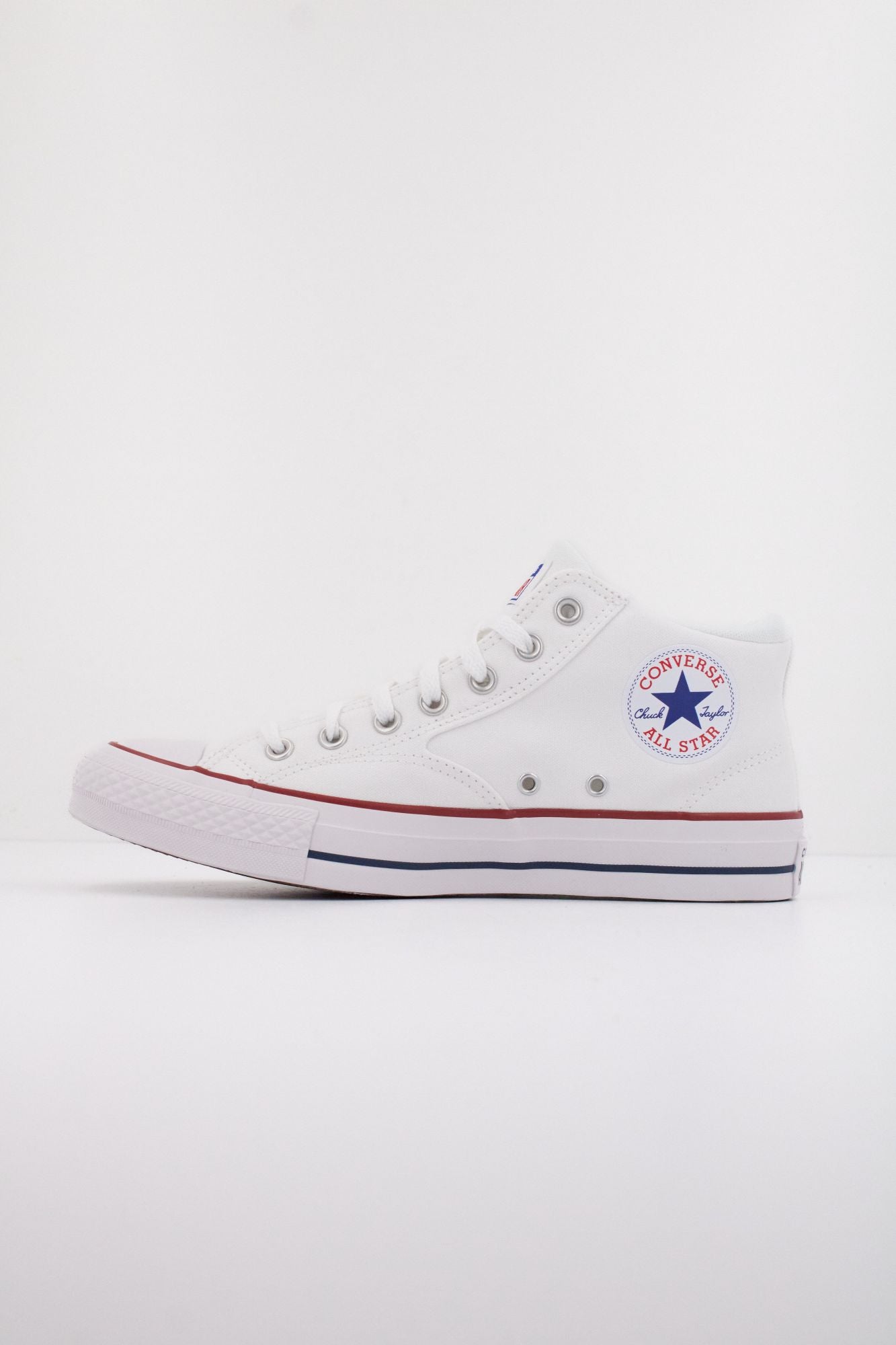 CONVERSE CHUCK TAYLOR ALL STAR MALDE en color BLANCO (1)
