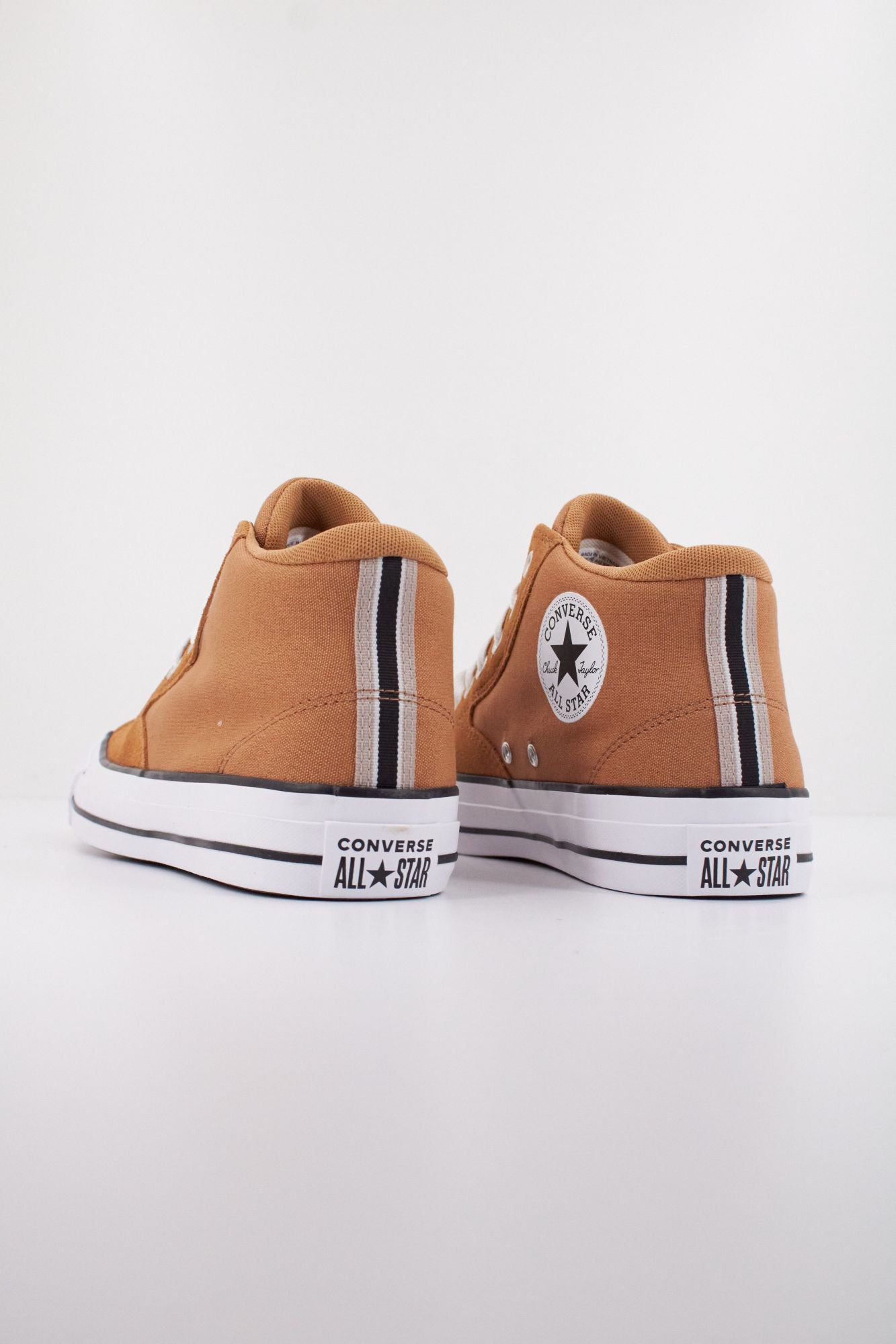 CONVERSE CHUCK TAYLOR ALL STAR MALDEN STREET en color MARRON (4)