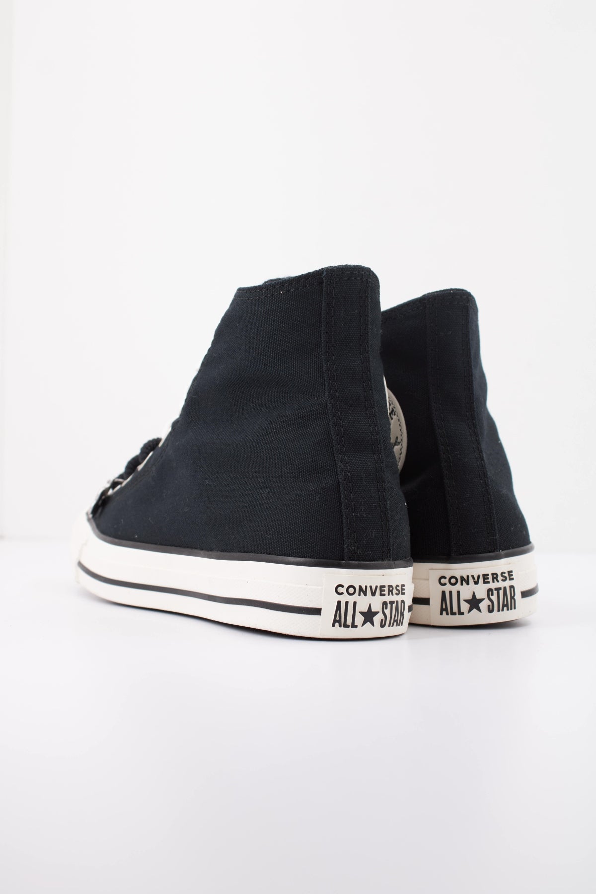 CONVERSE A23878C en color NEGRO (4)