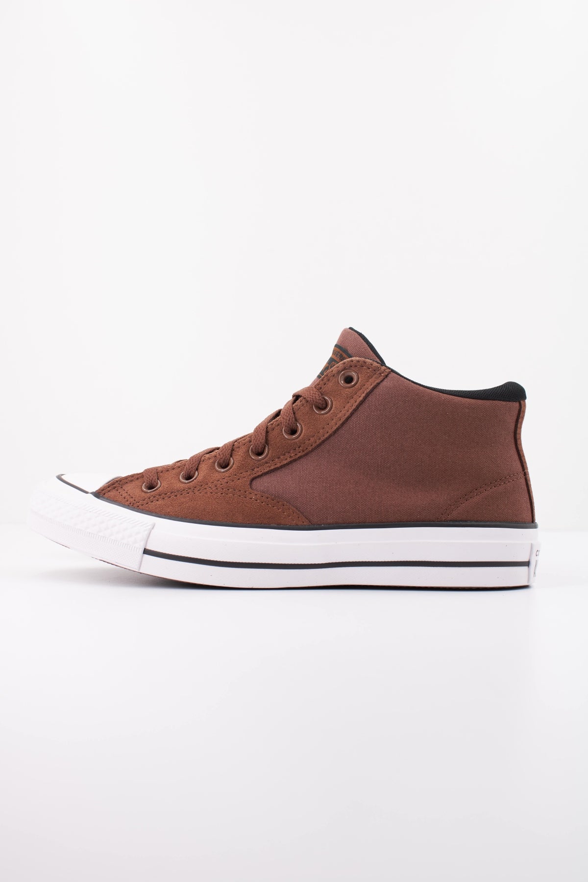 CONVERSE A18134C  en color MARRON (1)