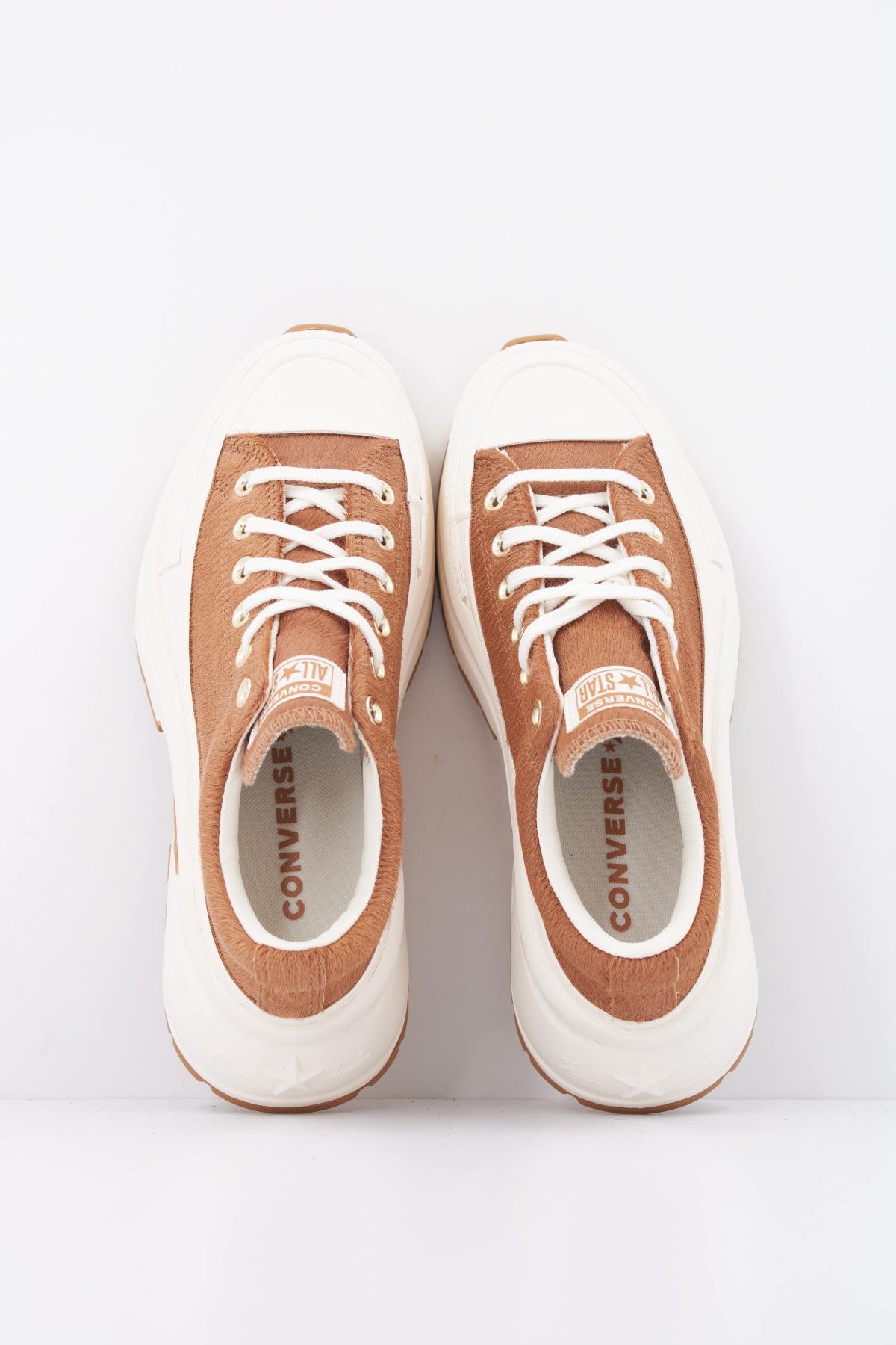 CONVERSE A22626C en color MARRON CLARO (3)
