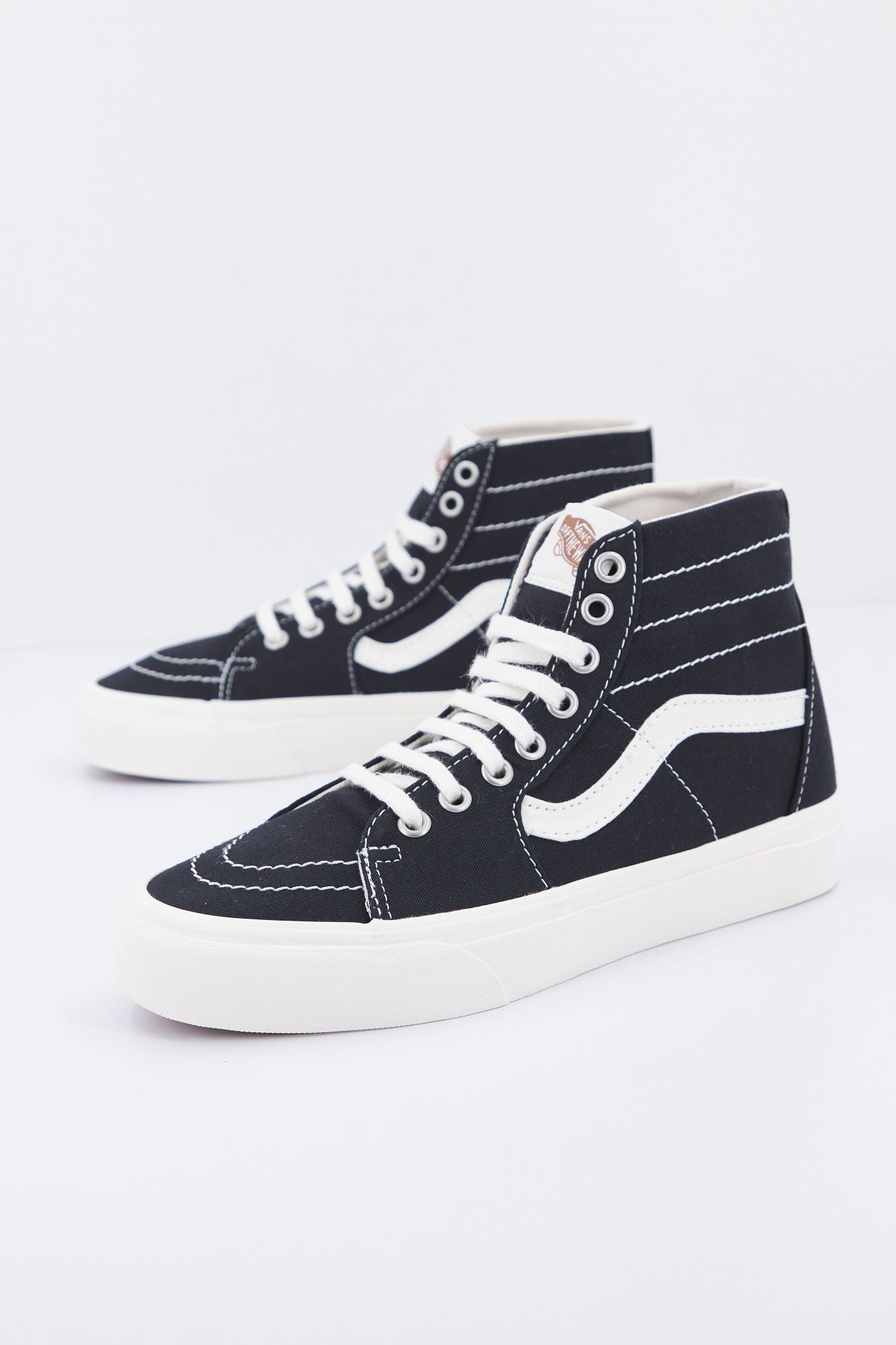 VANS UA SK8-HI en color NEGRO (1)