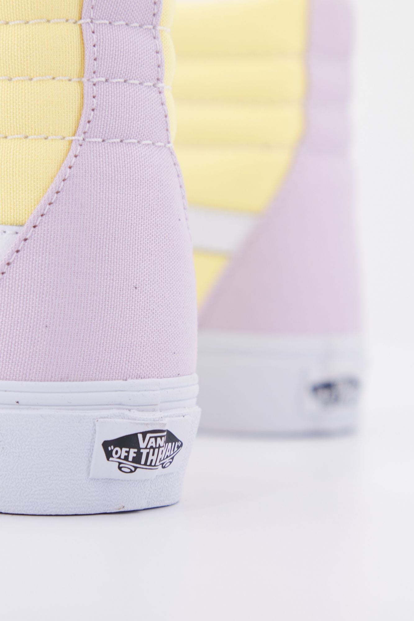 VANS UA SK8-HI en color MULTICOLOR (4)