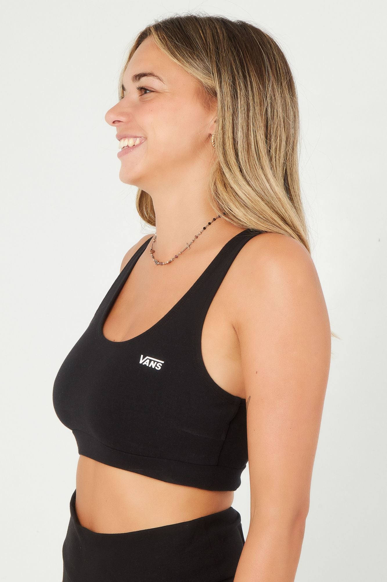 VANS FLYING V BRALETTE en color NEGRO (2)