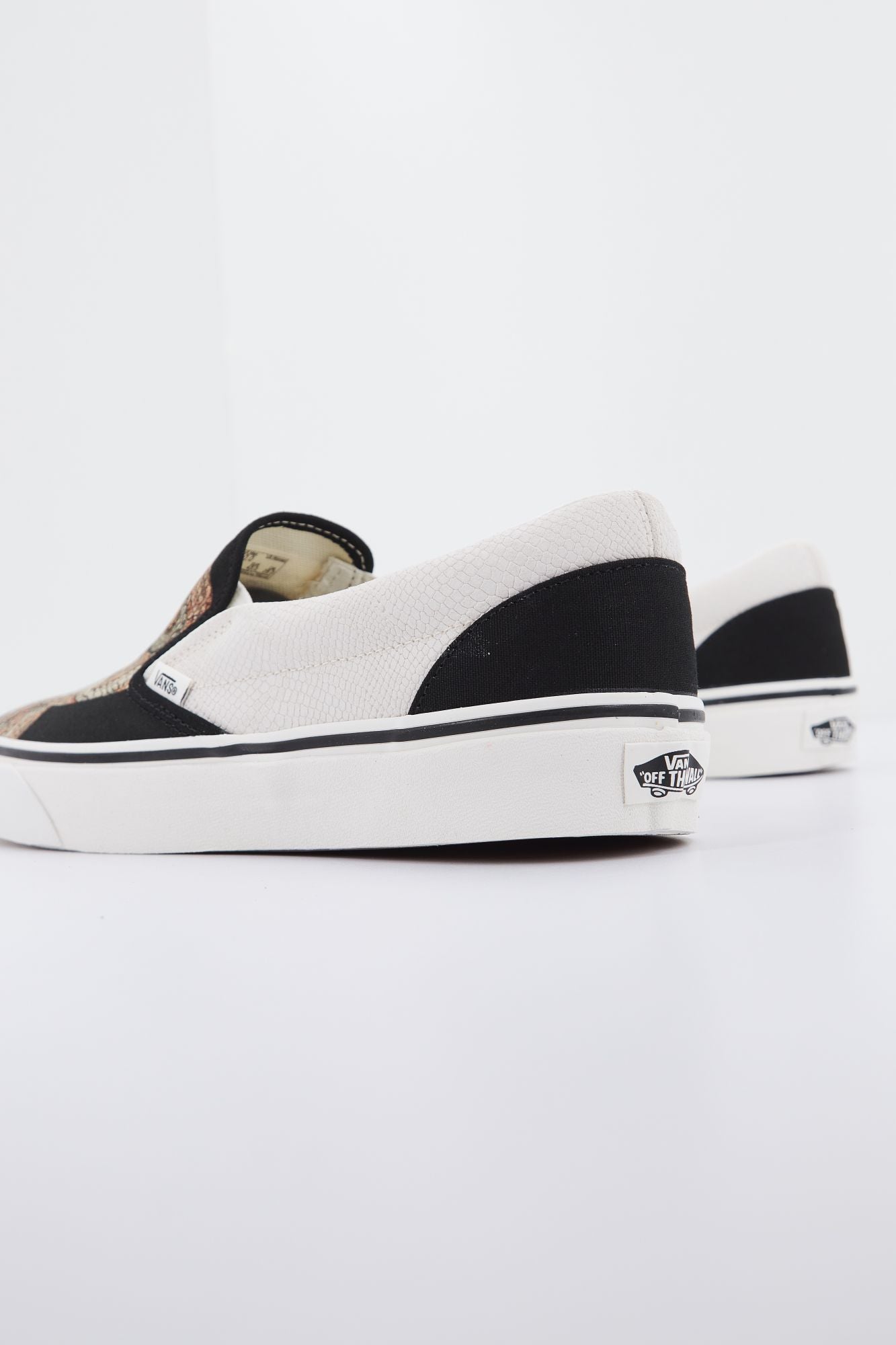 VANS UA CLASSIC SLIP-ON en color ANIMAL PRINT (3)