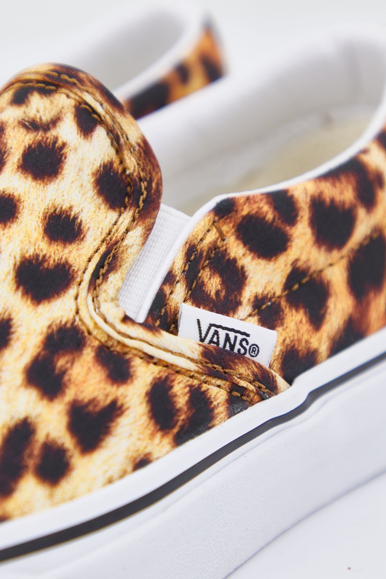 VANS UA  CLASSIC SLIP-ON en color ANIMAL PRINT (4)