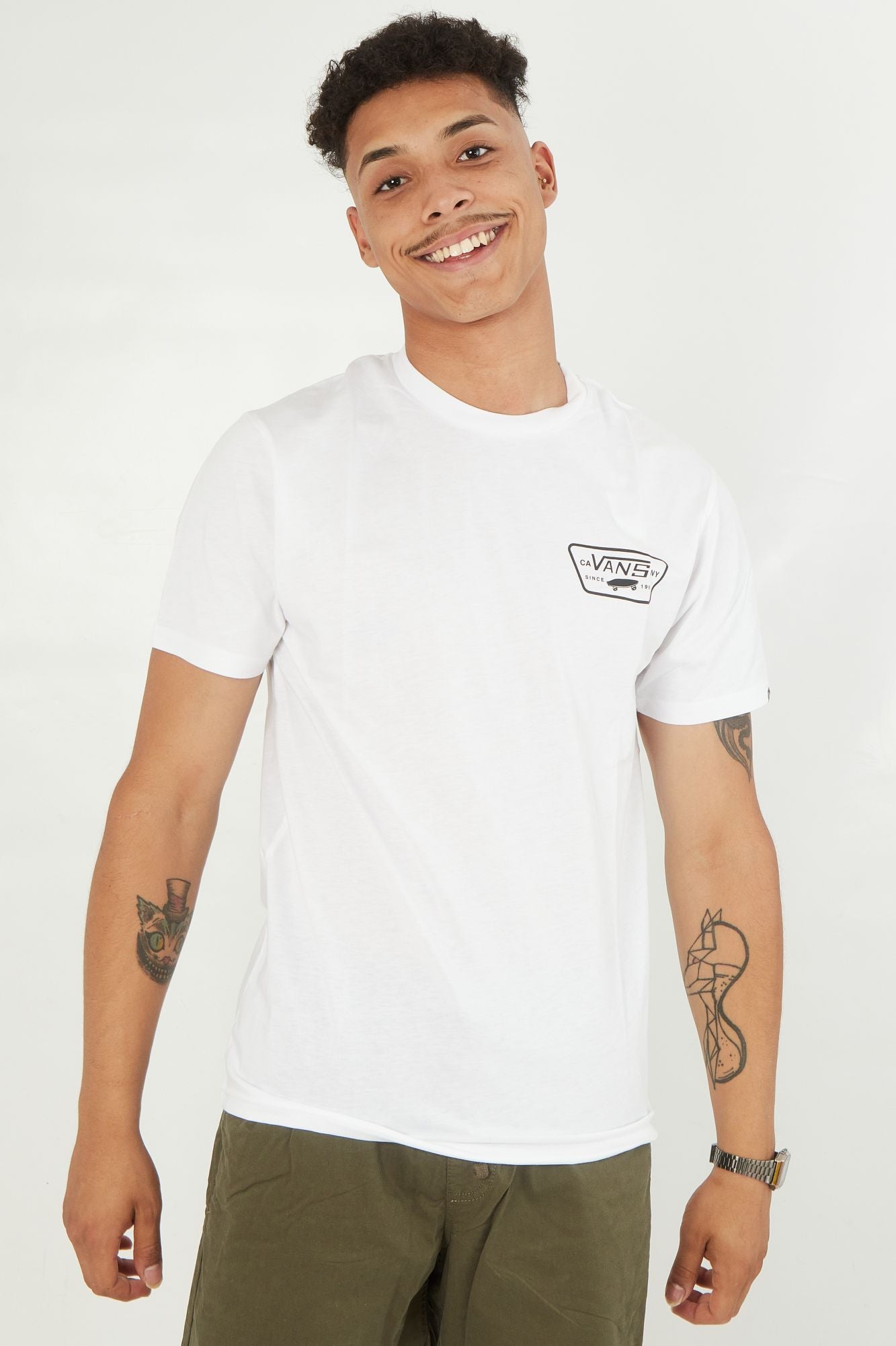VANS  FULL PATCH BACK SS en color BLANCO (1)