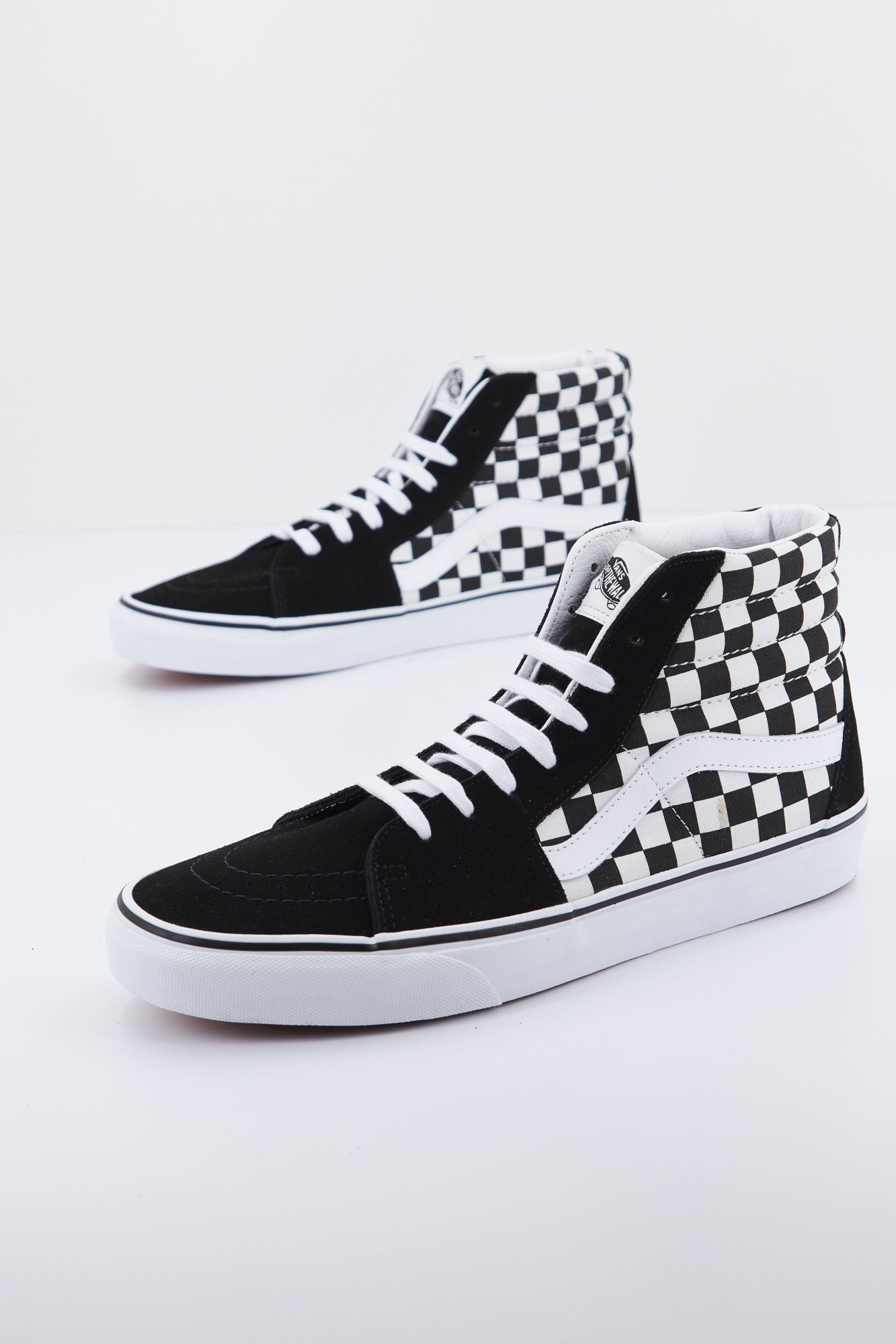 VANS  UA SK8-HI en color NEGRO (1)