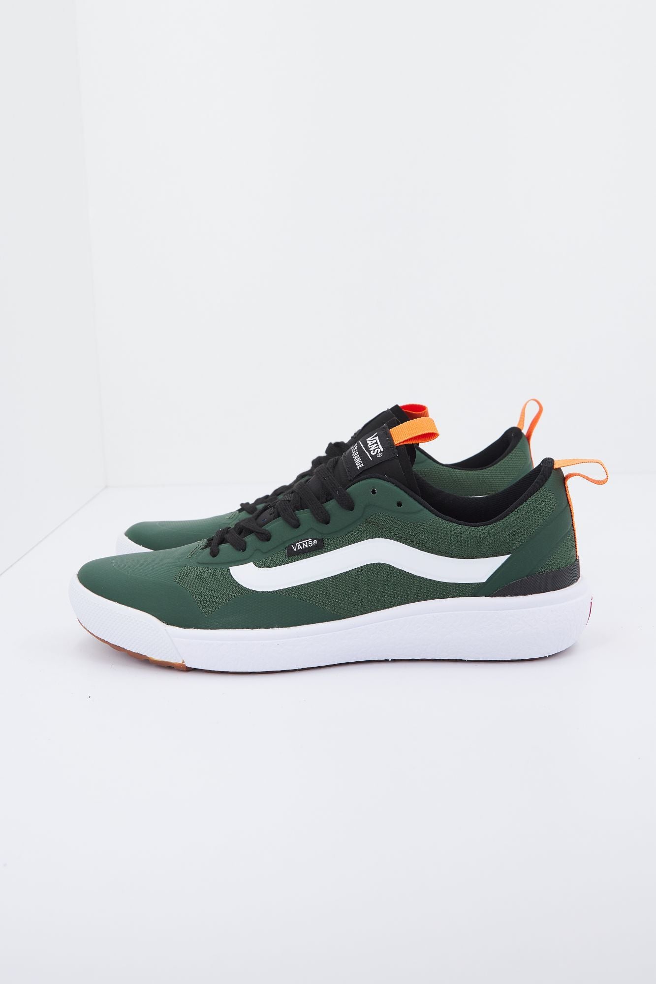 VANS UA ULTRARANGE en color VERDE (2)