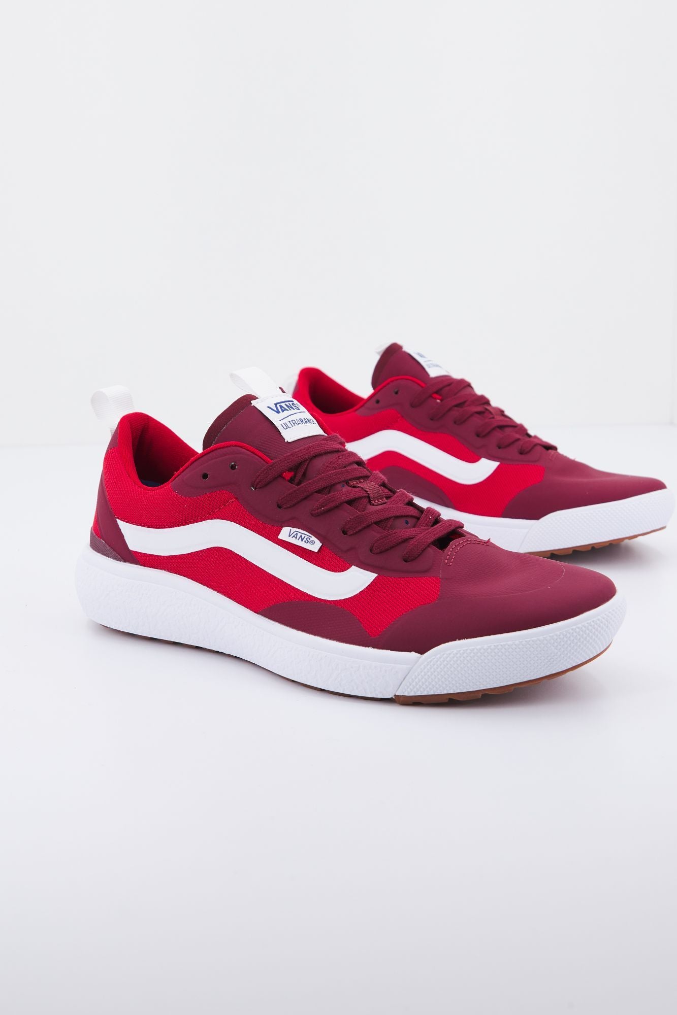 VANS  UA ULTRARANGE en color ROJO (1)