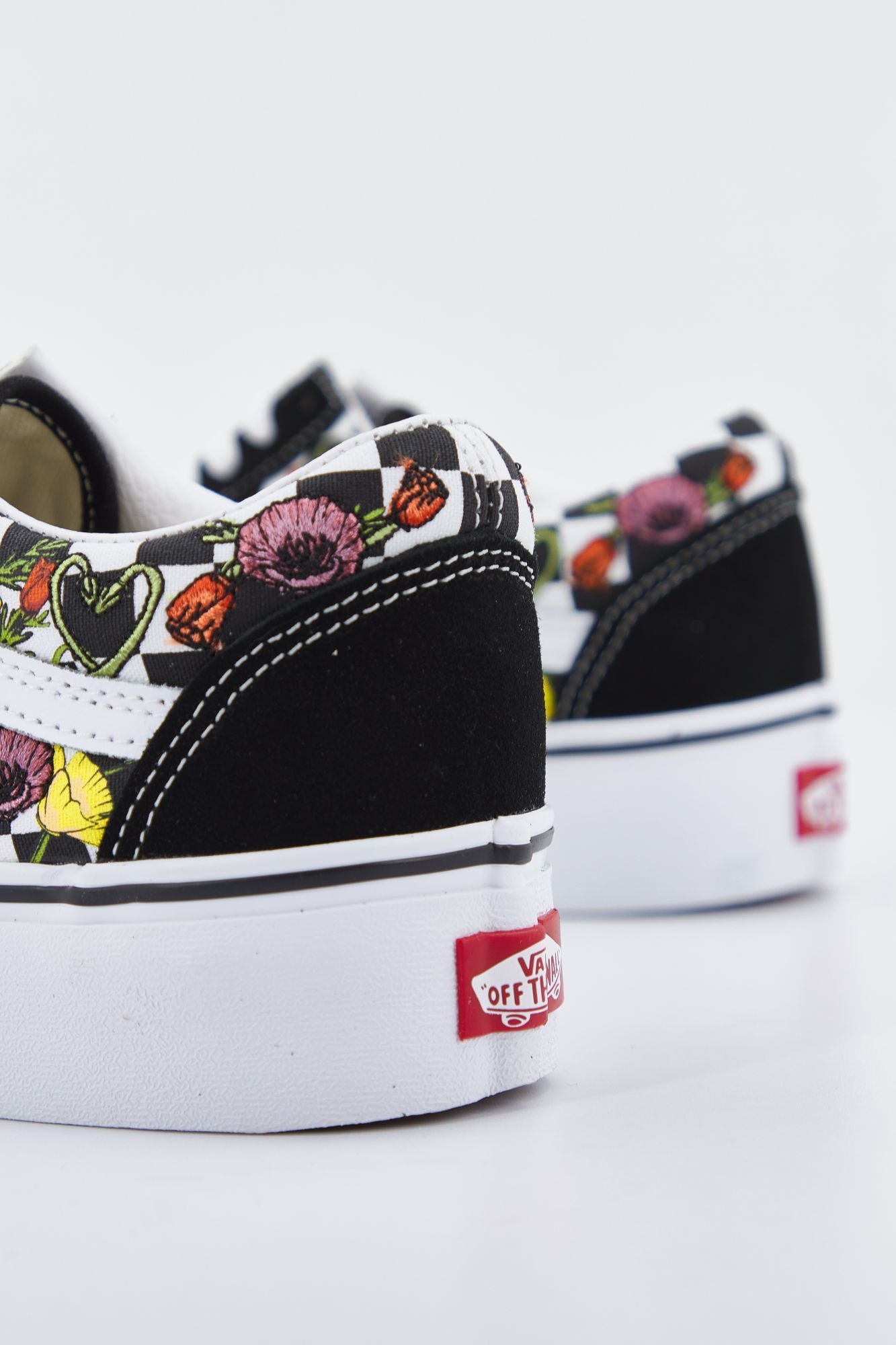 VANS  UA OLD SKOOL en color FLORAL (4)