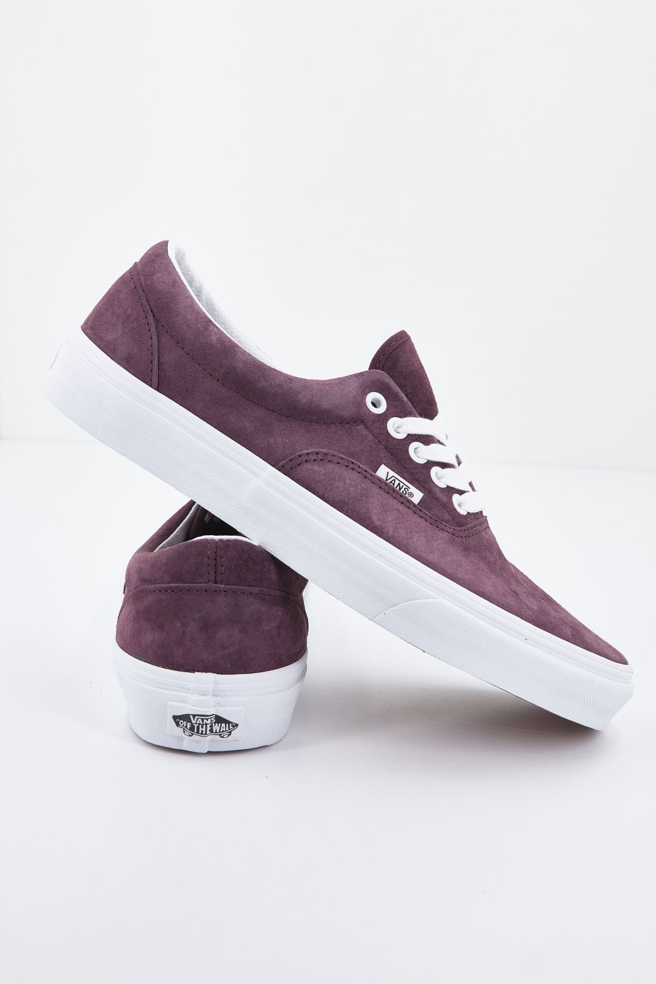 VANS  UA ERA en color VIOLETA (3)