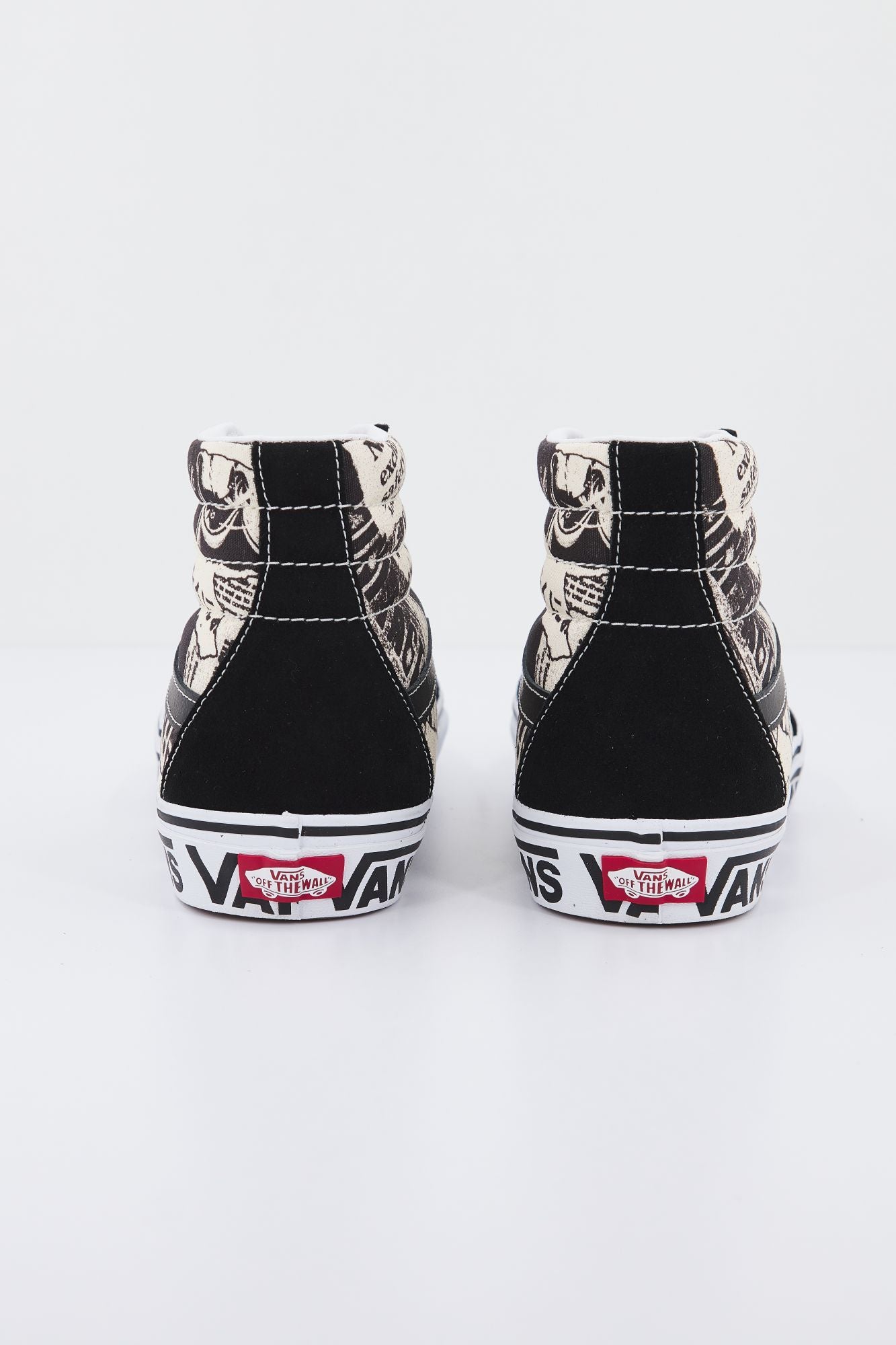 VANS VN0A7Q5NBA21 en color NEGRO (3)