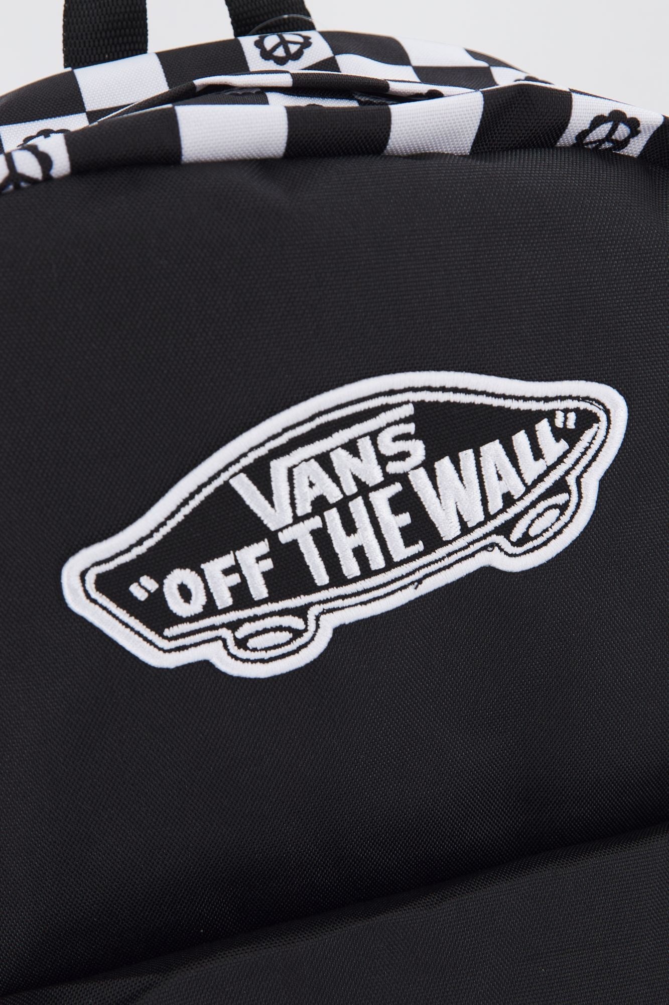VANS VN0A3UI6BKA1 en color NEGRO (4)