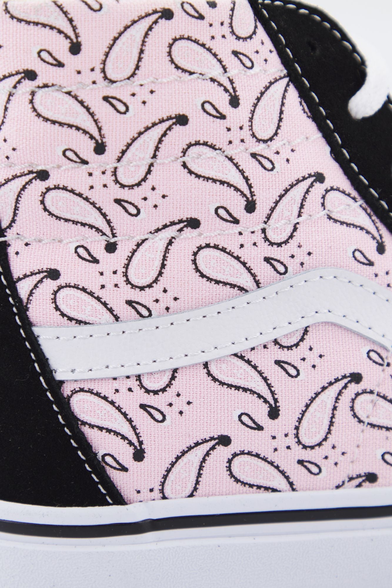VANS  UA SK8-HI en color NEGRO (4)
