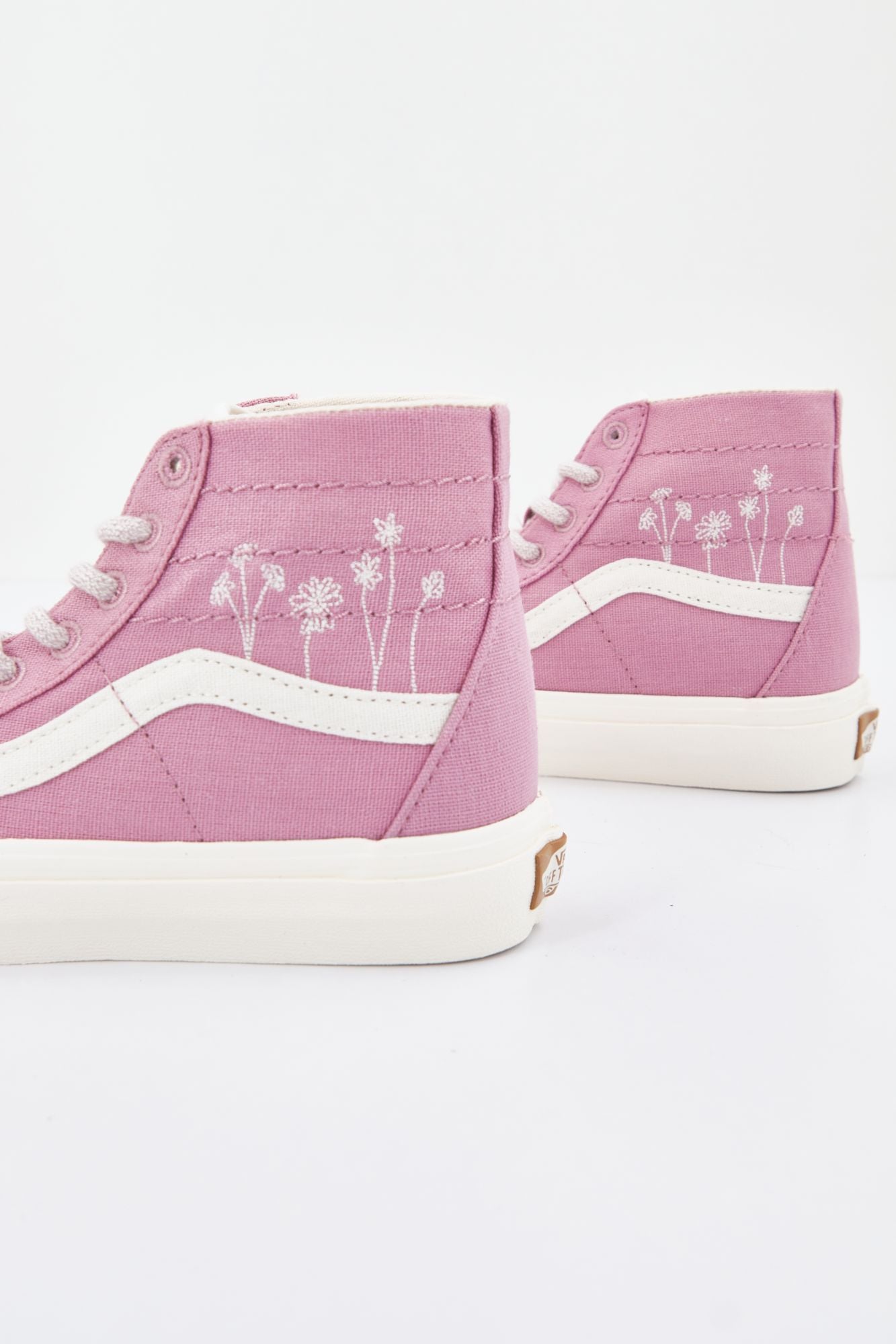 VANS UA SK8-HI en color ROSA (2)
