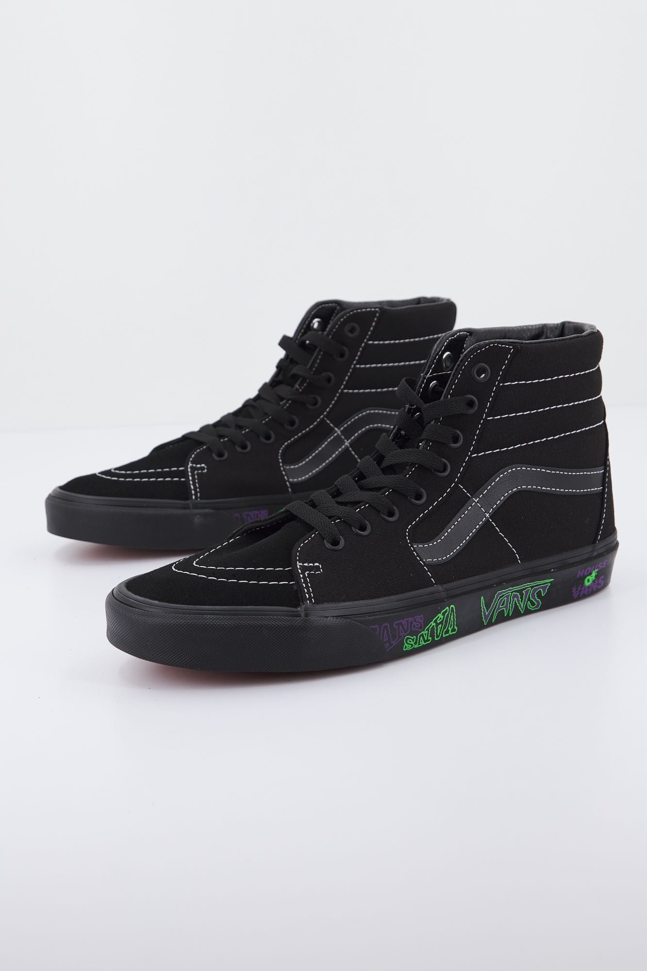 VANS  UA SK8-HI en color NEGRO (2)
