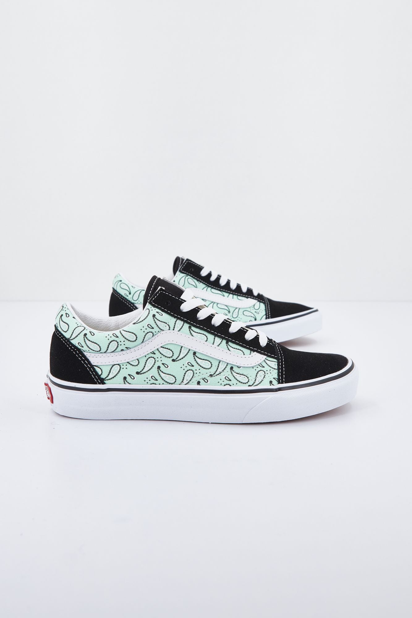 VANS  UA OLD SKOOL en color VERDE (2)