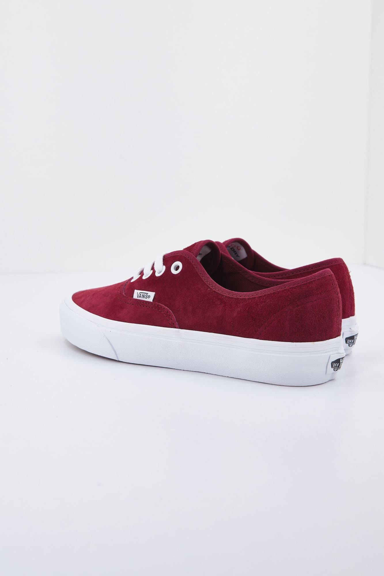 VANS  UA AUTHENTIC en color BURDEOS (4)