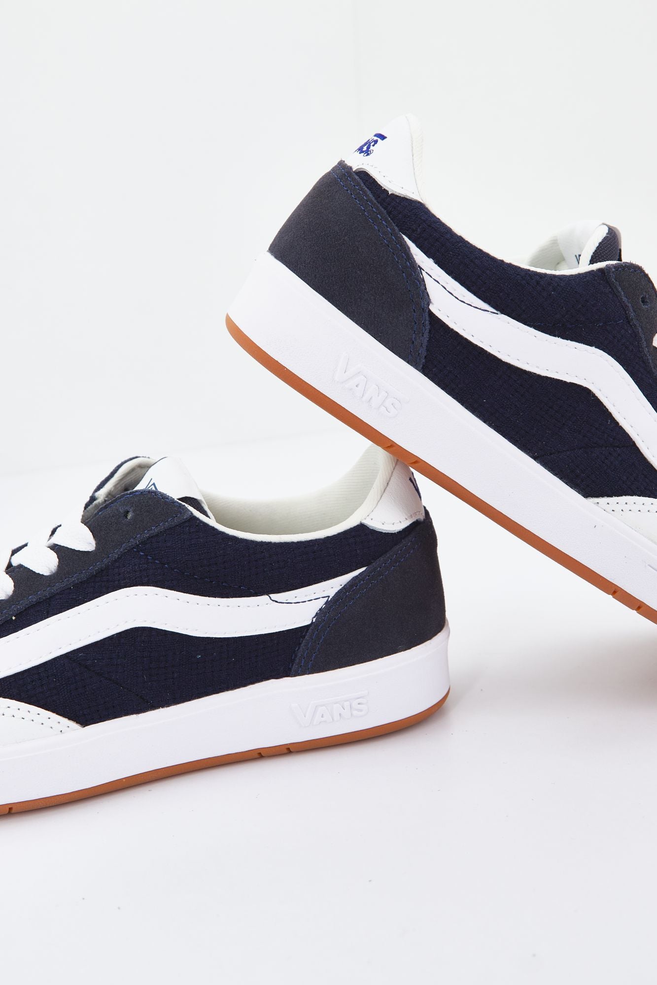 VANS UA CRUZE TOO en color AZUL (2)