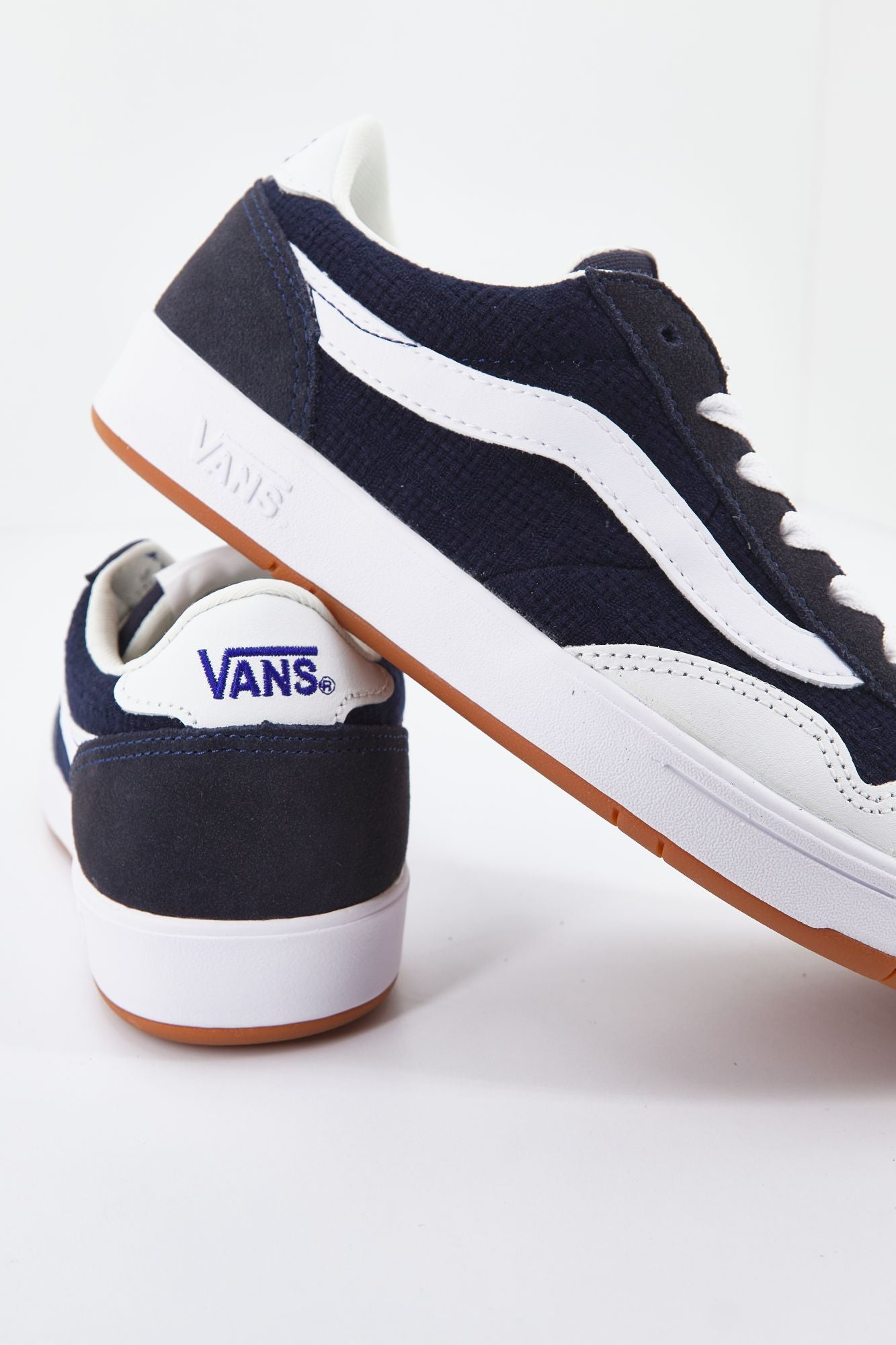 VANS UA CRUZE TOO en color AZUL (4)