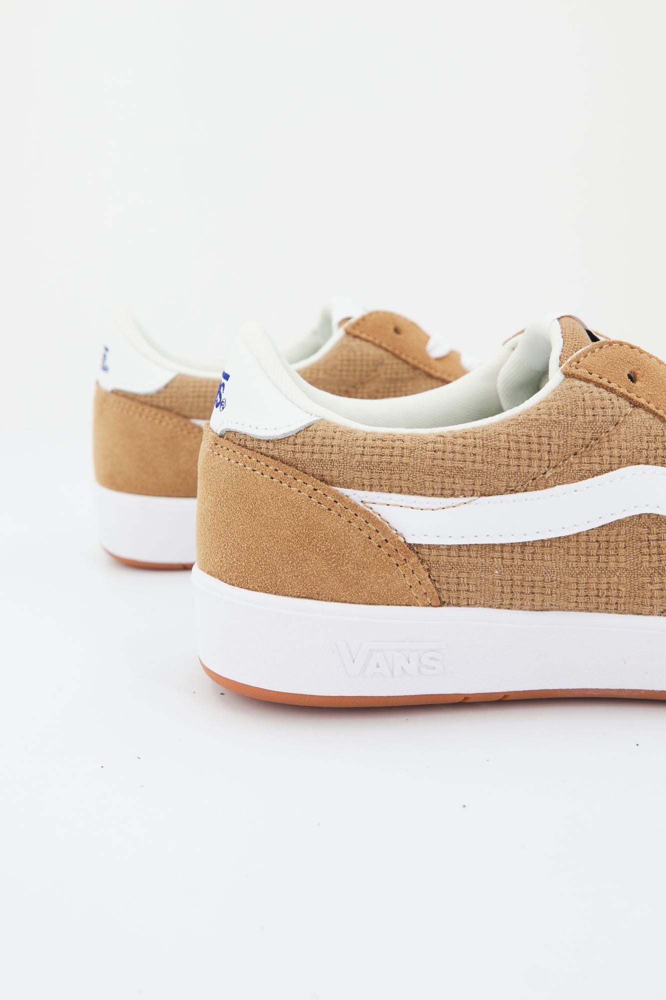 VANS  UA CRUZE TOO en color MARRON (3)