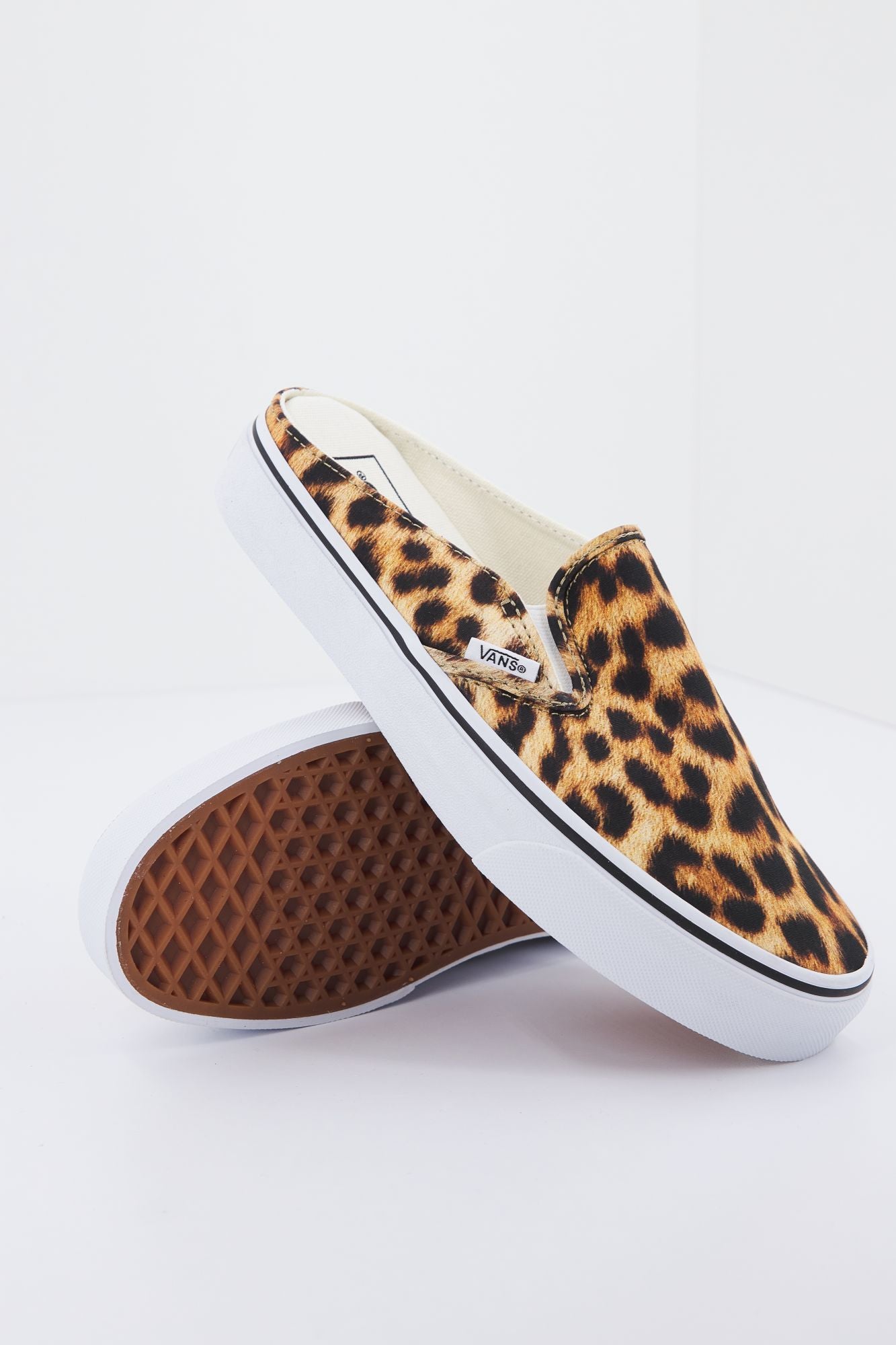 VANS  UA CLASSIC SLIP-ON en color ANIMAL PRINT (4)